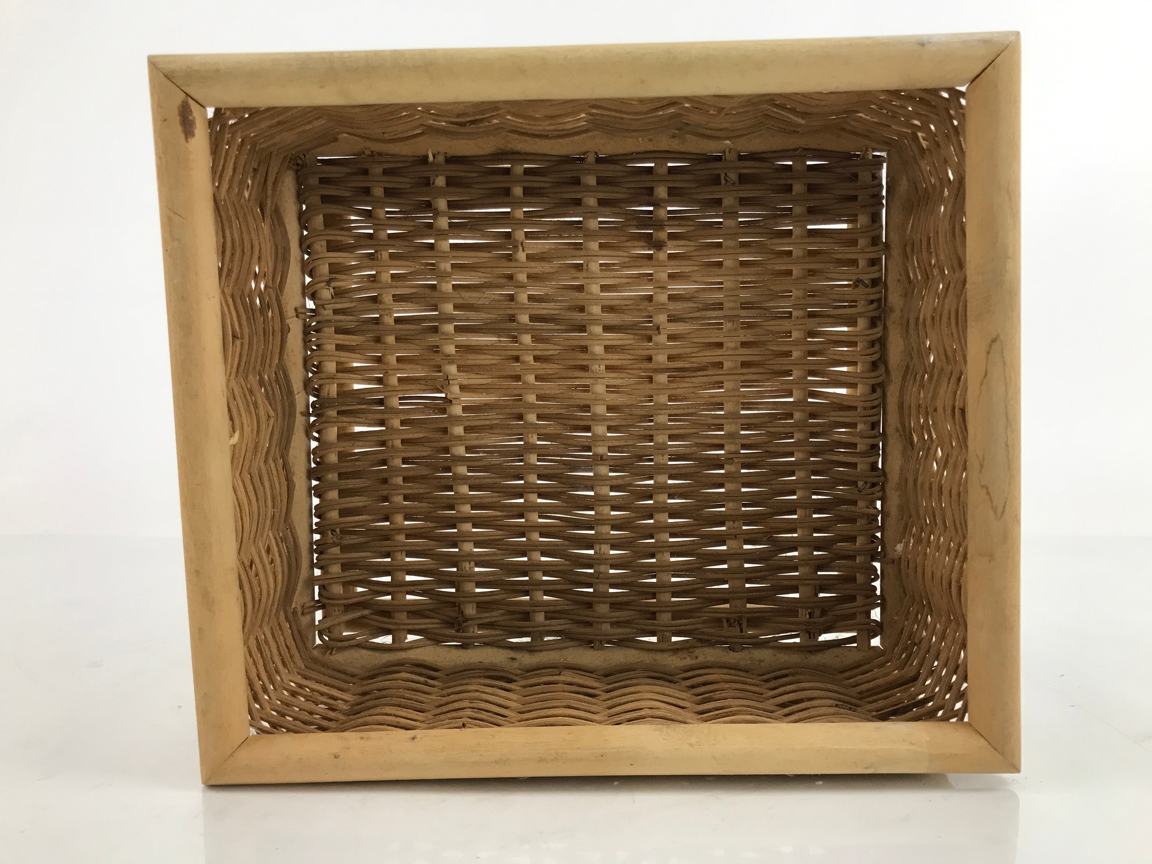 Japanese Handwoven Wood Frame Storage Basket Vtg Rectangle Vine Reed B247