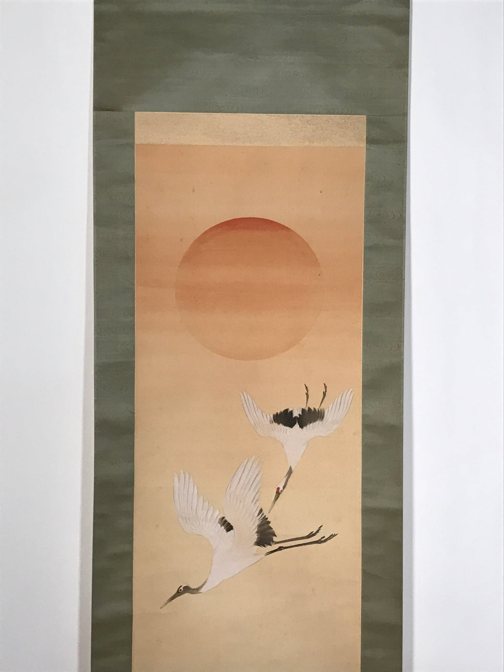 Japanese Hanging Scroll Flying Cranes Tsuru Red Sun Sea Kakejiku Color KJ24