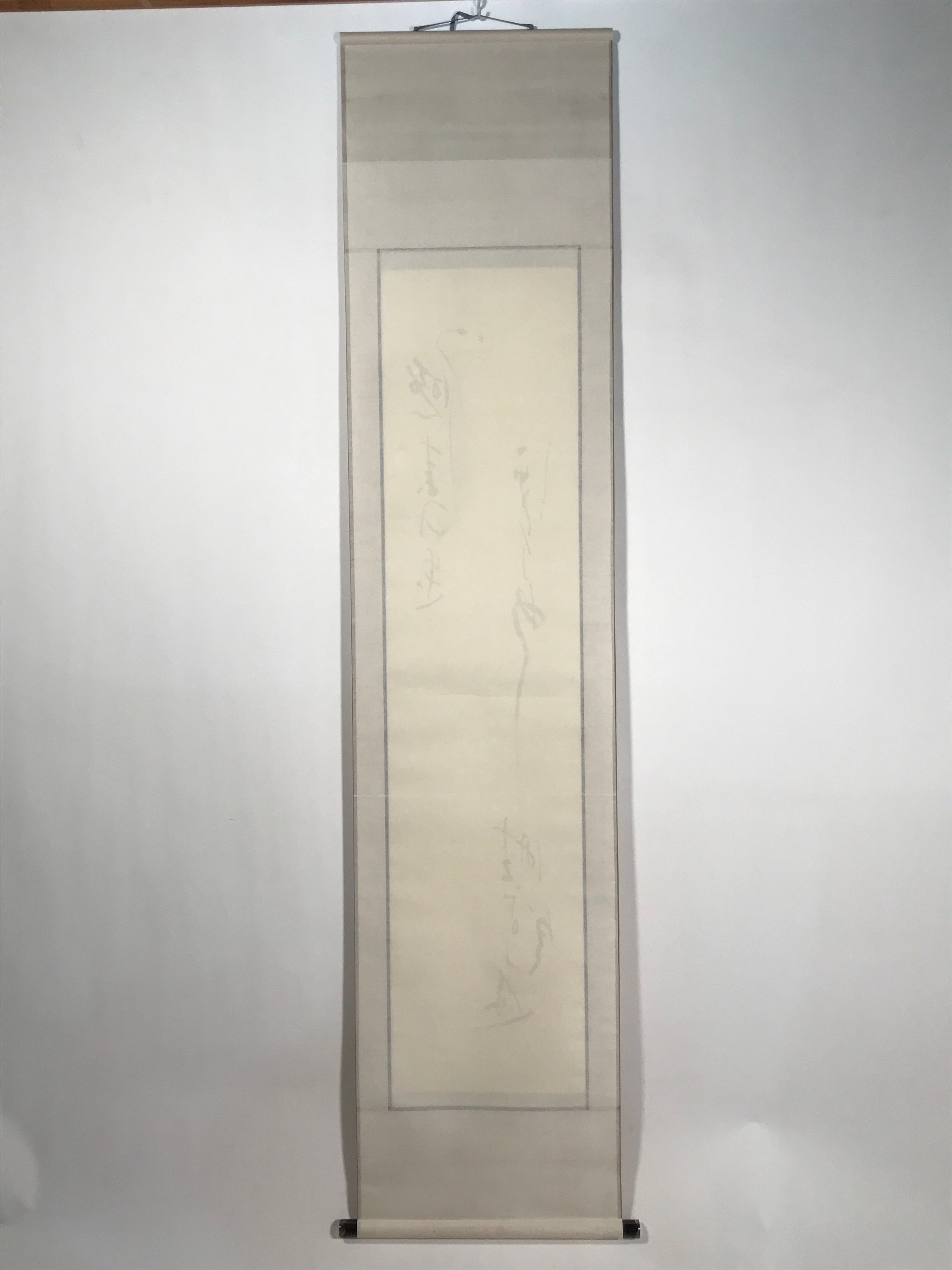 Japanese Hanging Scroll Kakejiku Vtg Calligraphy Waka Poem Black Ink KJ176
