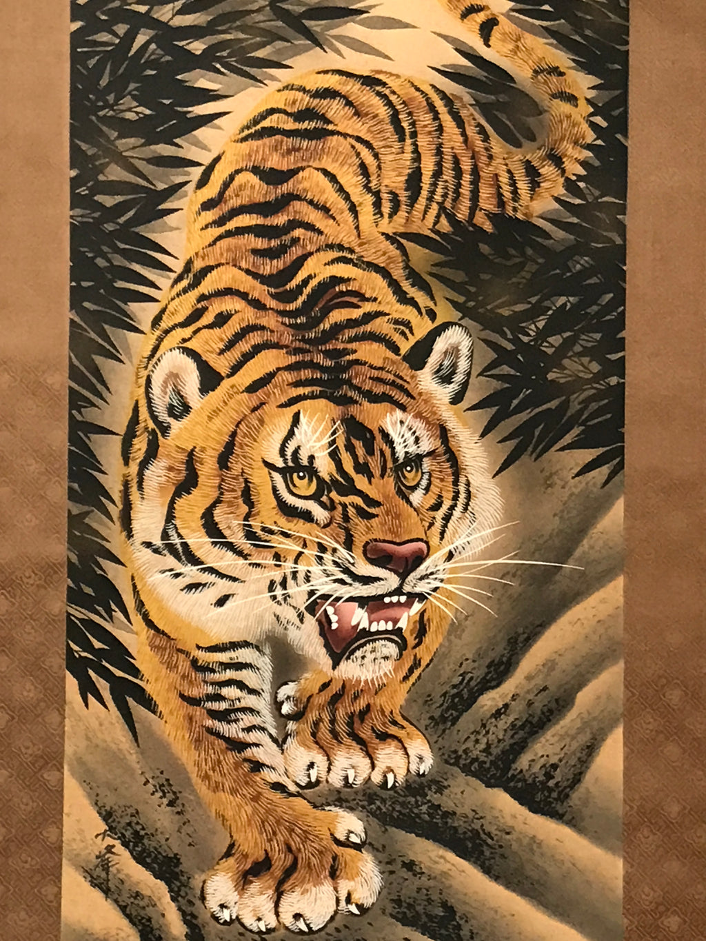 Japanese Hanging Scroll Kakejiku Vtg Fierce Tiger Bamboo Moon Ink Color KJ103