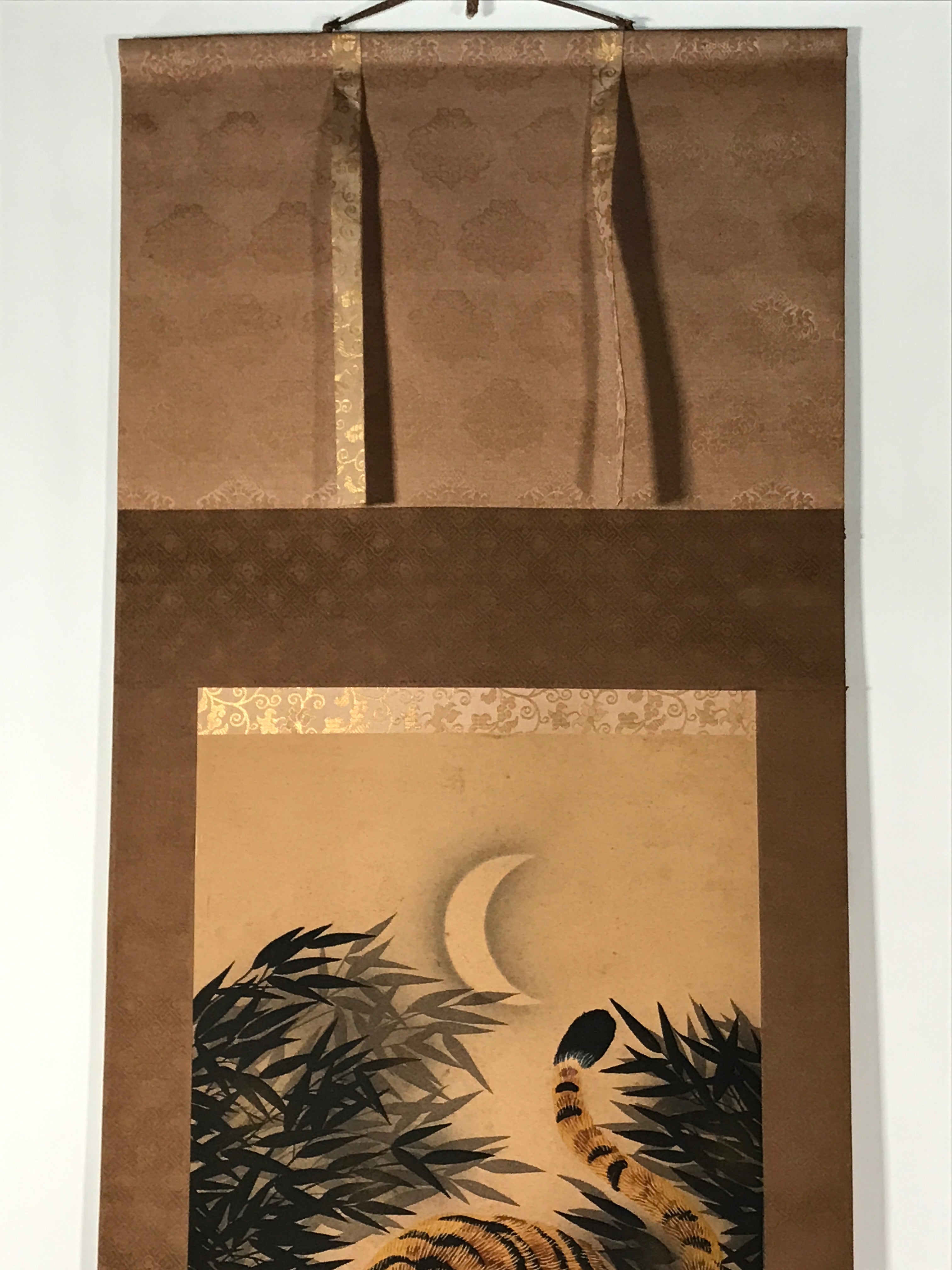 Japanese Hanging Scroll Kakejiku Vtg Fierce Tiger Bamboo Moon Ink Color KJ103