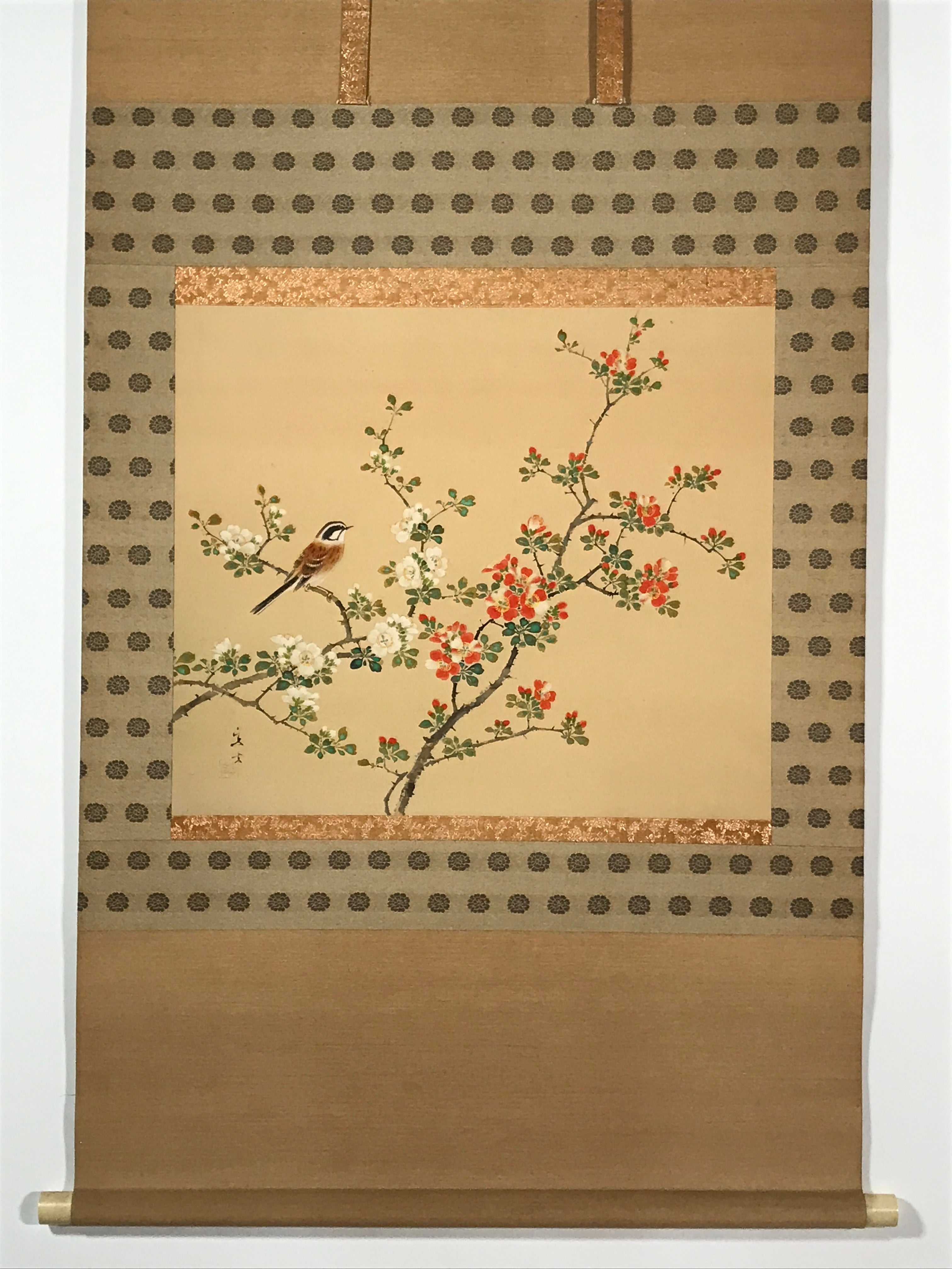 Japanese Hanging Scroll Kakejiku Vtg Hawthorn Flowers Sparrow Bird Color KJ79