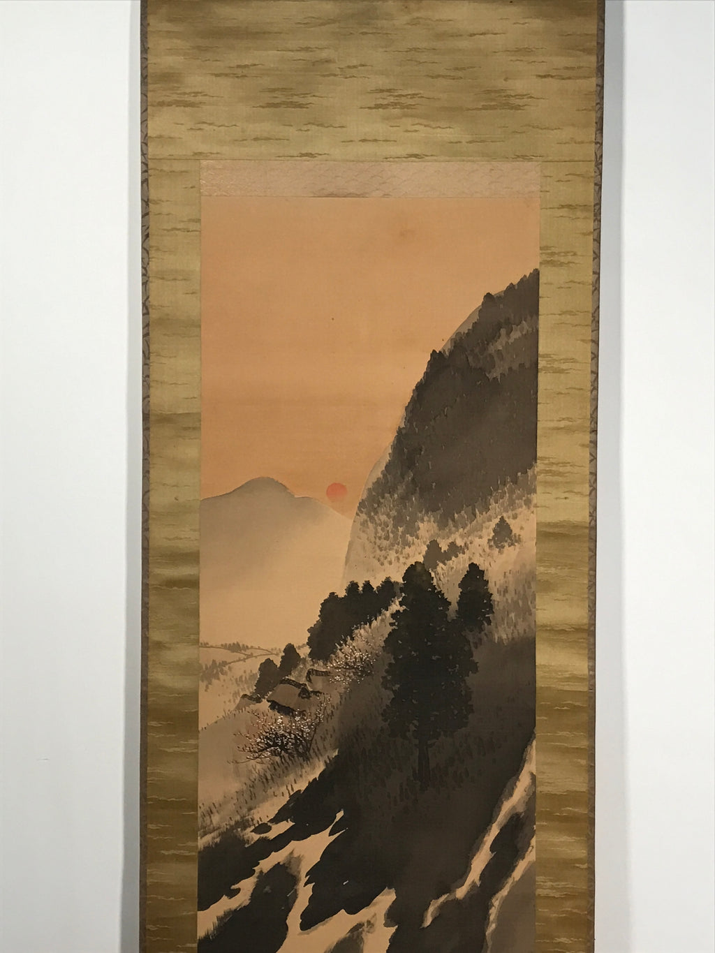Japanese Hanging Scroll Kakejiku Vtg Landscape Mountain Rising Sun Color KJ171