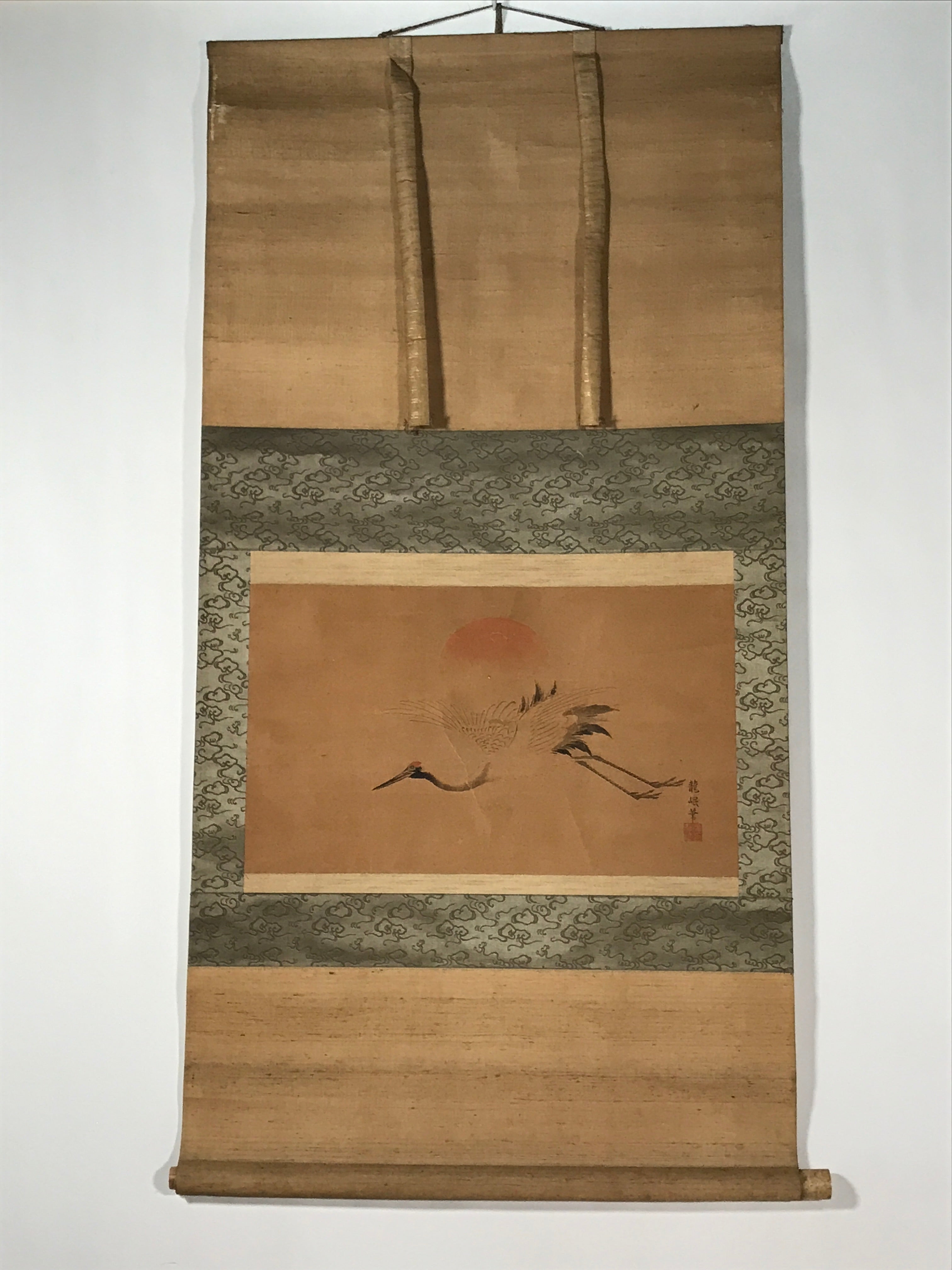Japanese Hanging Scroll Kakejiku Vtg Rising Sun Flying Crane Tsuru Color KJ112