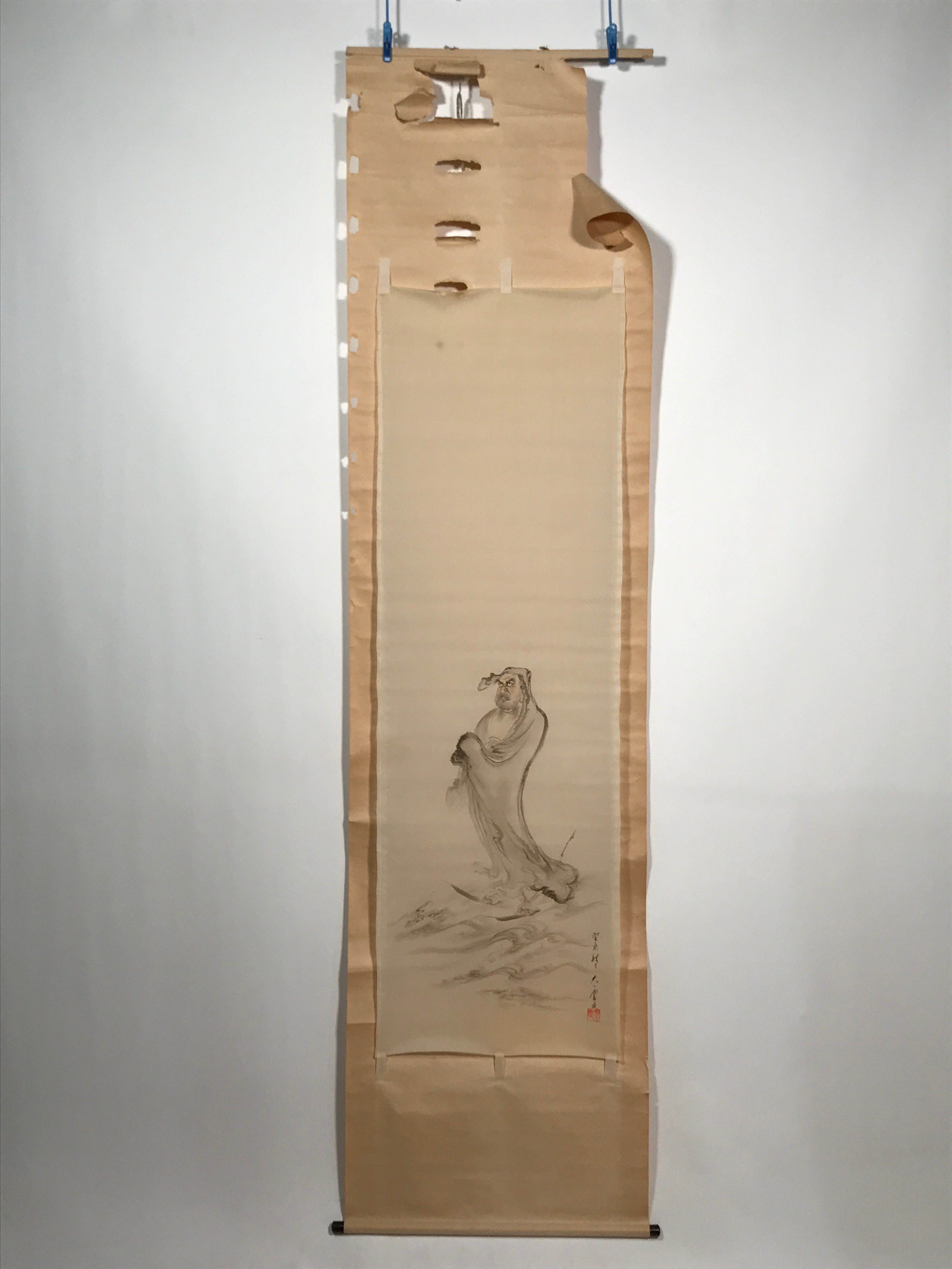 Japanese Hanging Scroll Vtg Bodhidharma Standing Buddhist Kakejiku SC945
