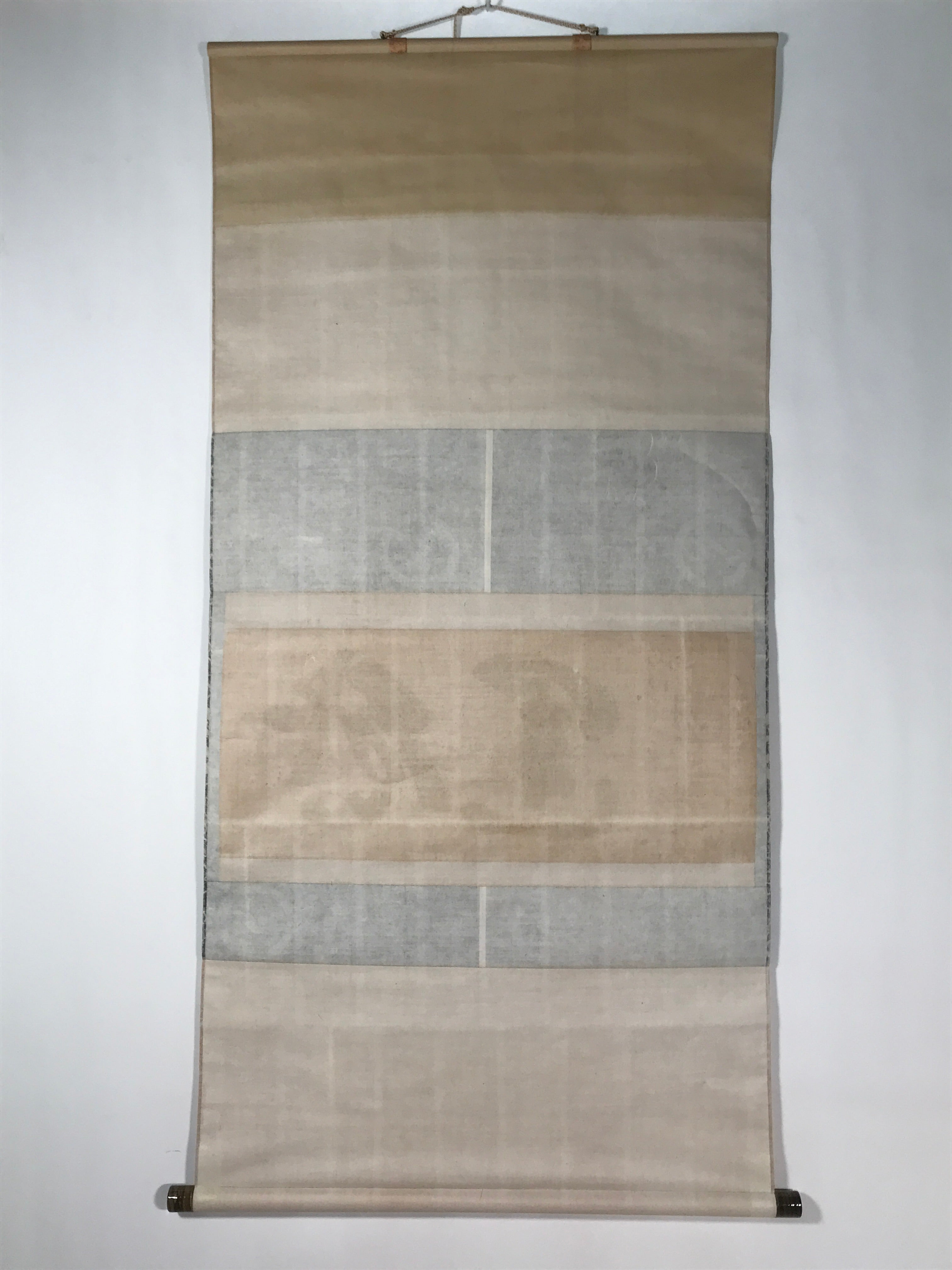 Japanese Hanging Scroll Vtg Kakejiku Buddhist Calligraphy Ink Black Kamon KJ109