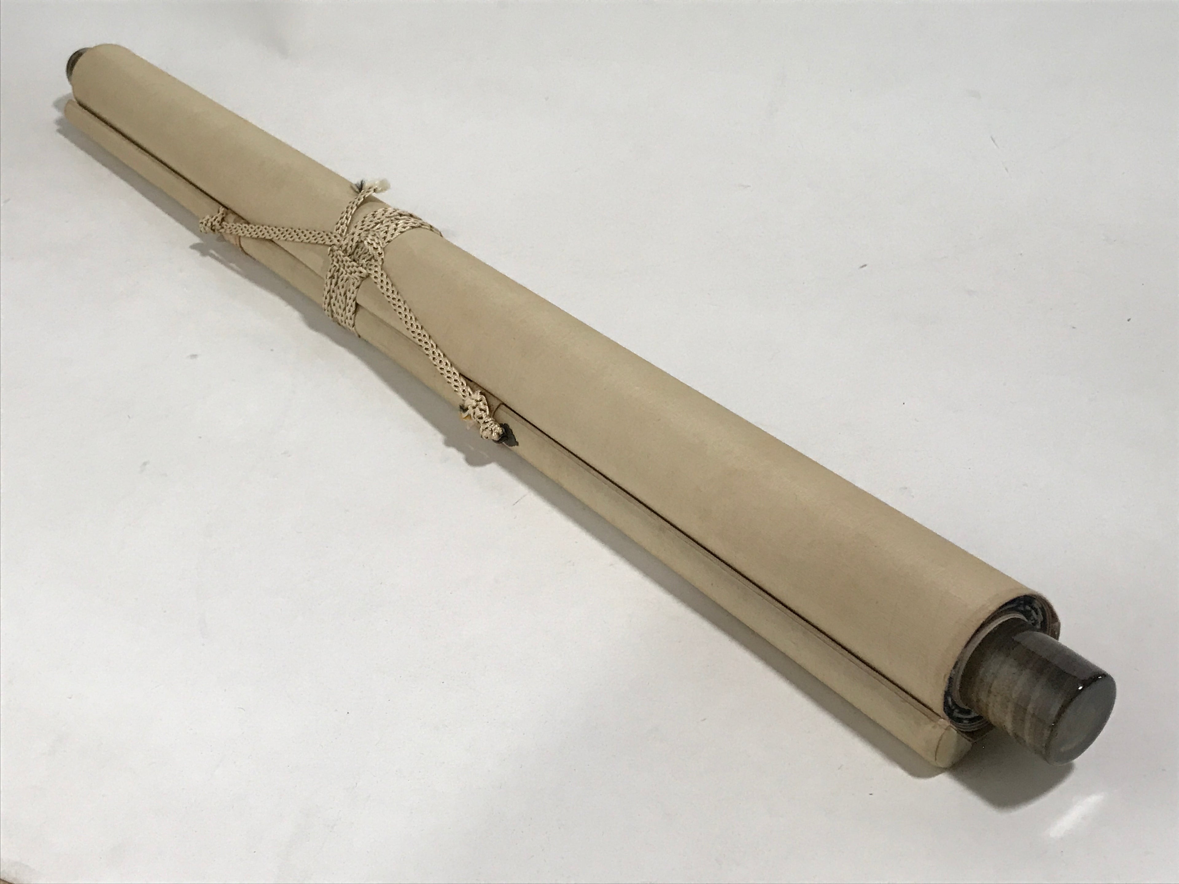 Japanese Hanging Scroll Vtg Kakejiku Buddhist Calligraphy Ink Black Kamon KJ109