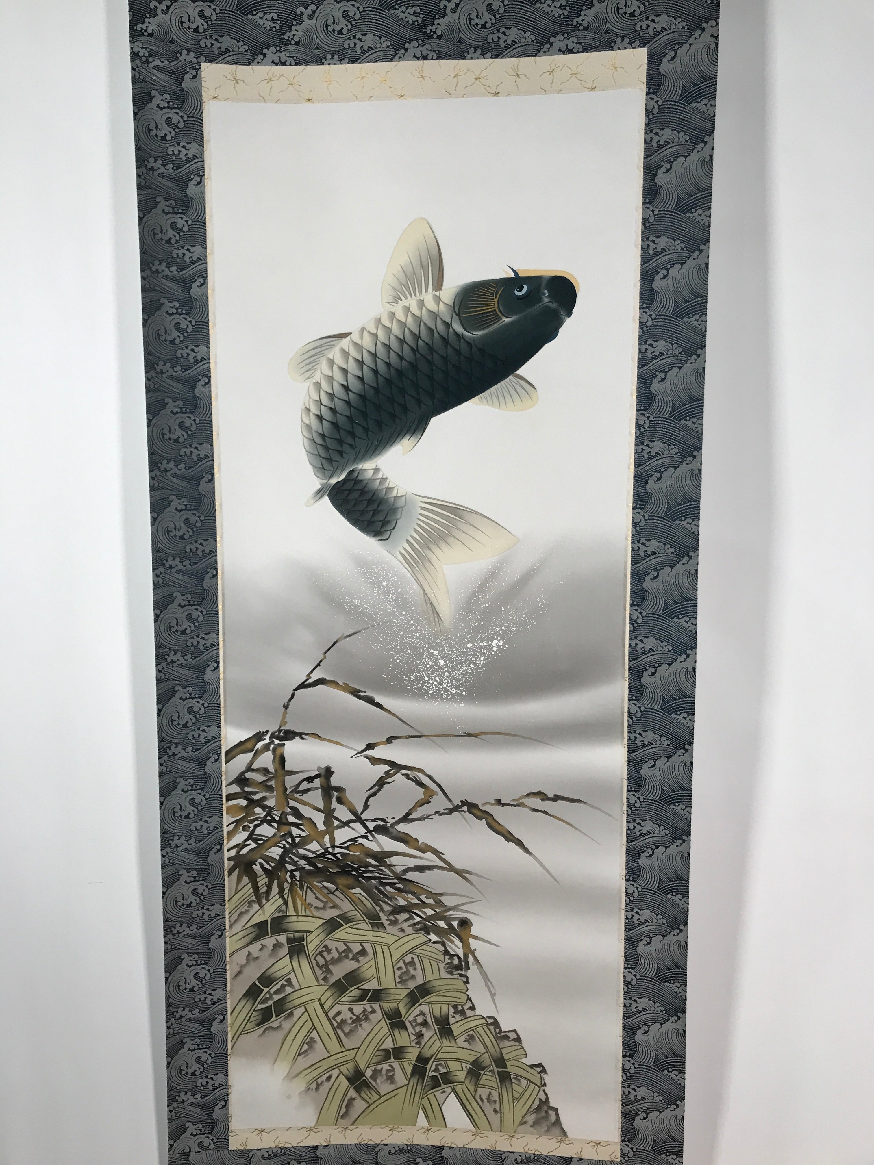 Japanese Hanging Scroll Vtg Kakejiku Jumping Carp Wave Pattern Koi Gray KJ65