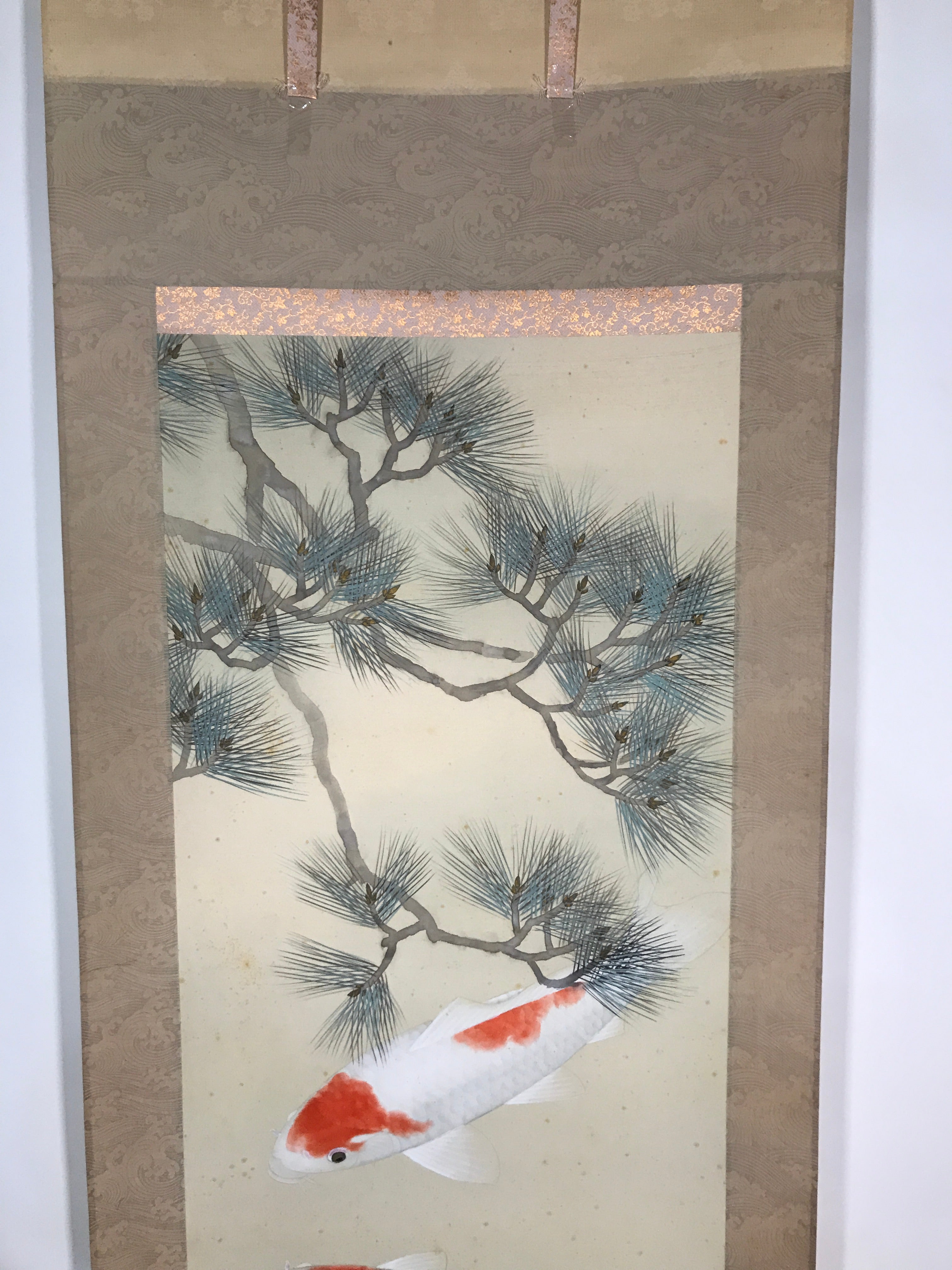Japanese Hanging Scroll Vtg Kakejiku Koi Carps Fish Matsu Pine Red Green KJ53