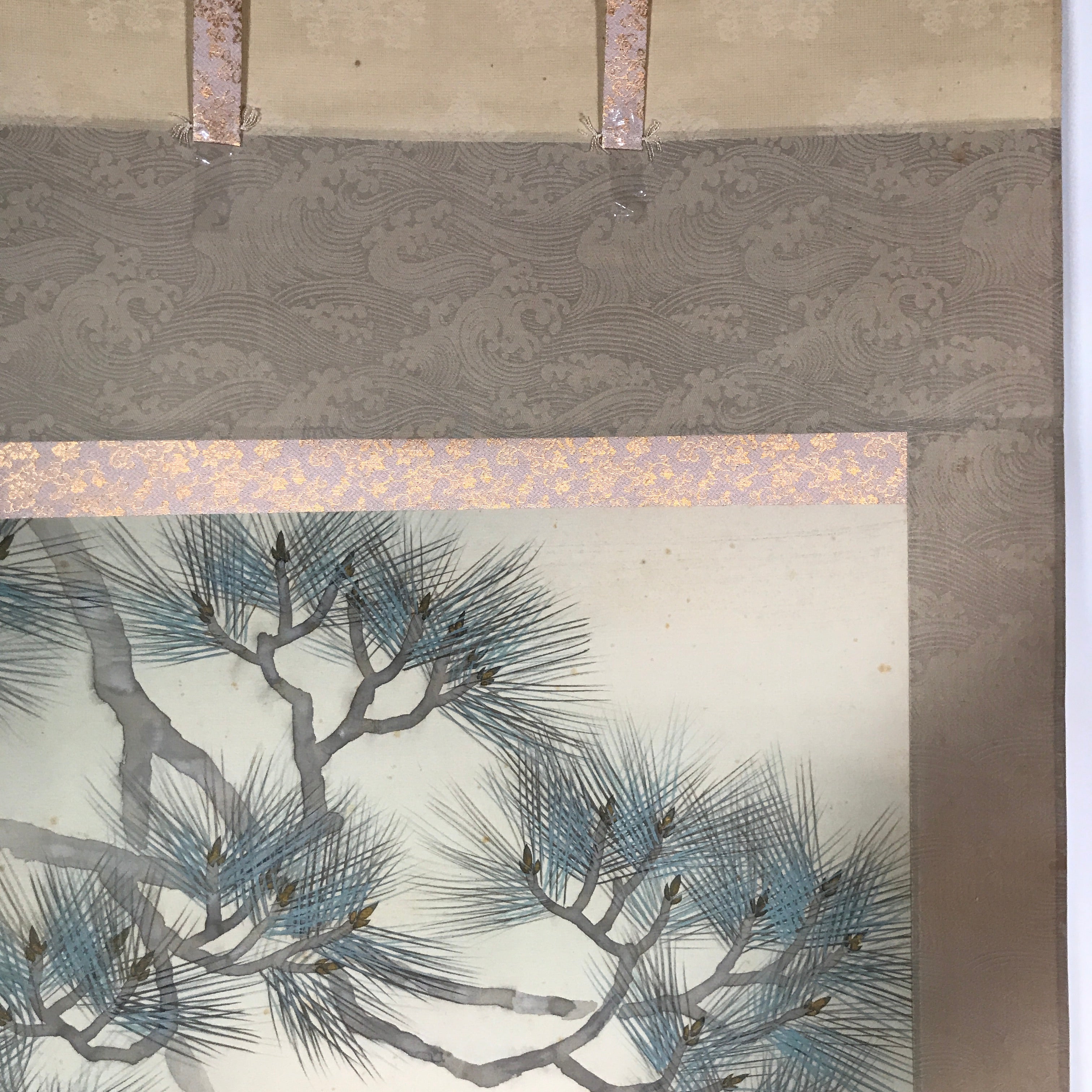 Japanese Hanging Scroll Vtg Kakejiku Koi Carps Fish Matsu Pine Red Green KJ53