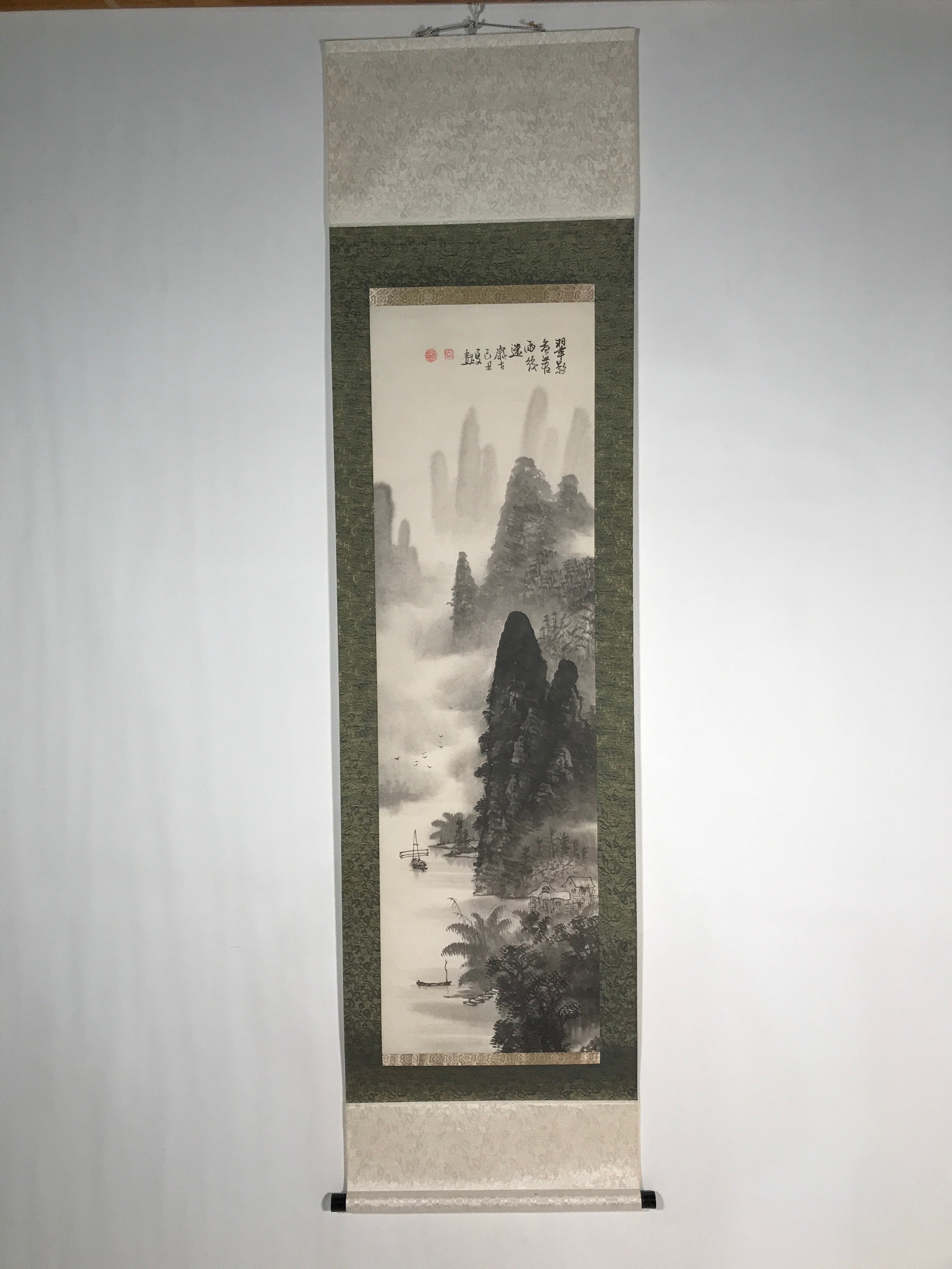 Japanese Hanging Scroll Vtg Kakejiku Mountain River Boat Sansui Landscape KJ47