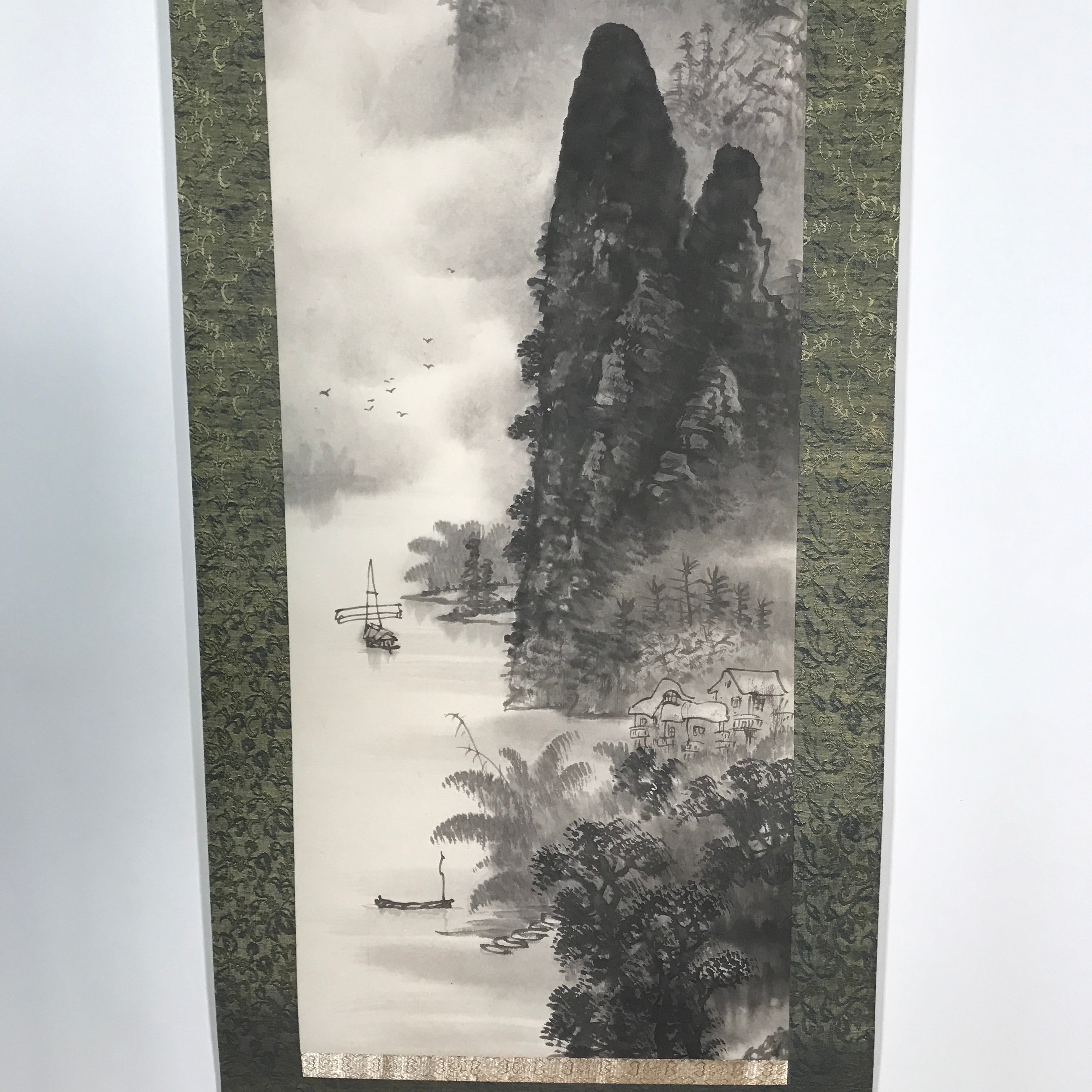 Japanese Hanging Scroll Vtg Kakejiku Mountain River Boat Sansui Landscape KJ47