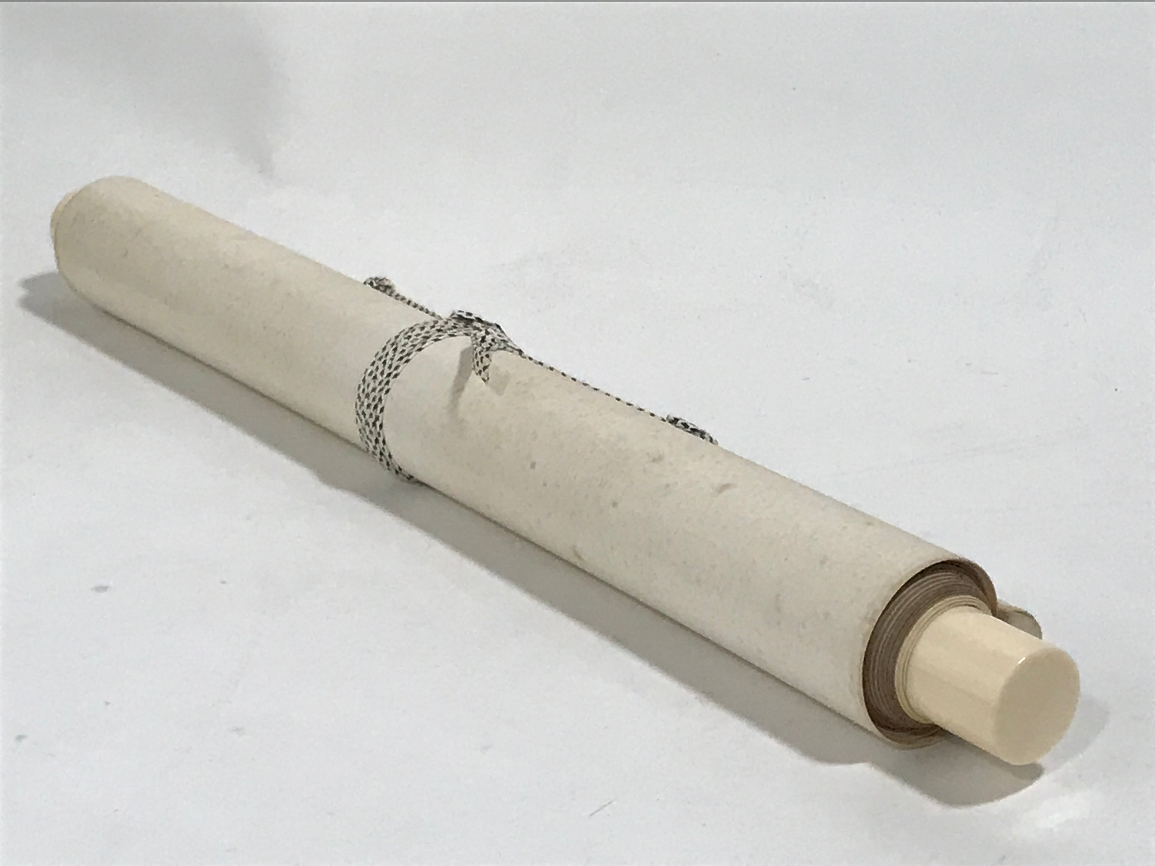 Japanese Hanging Scroll Vtg Kakejiku Zen Calligraphy 5 Characters Black KJ70