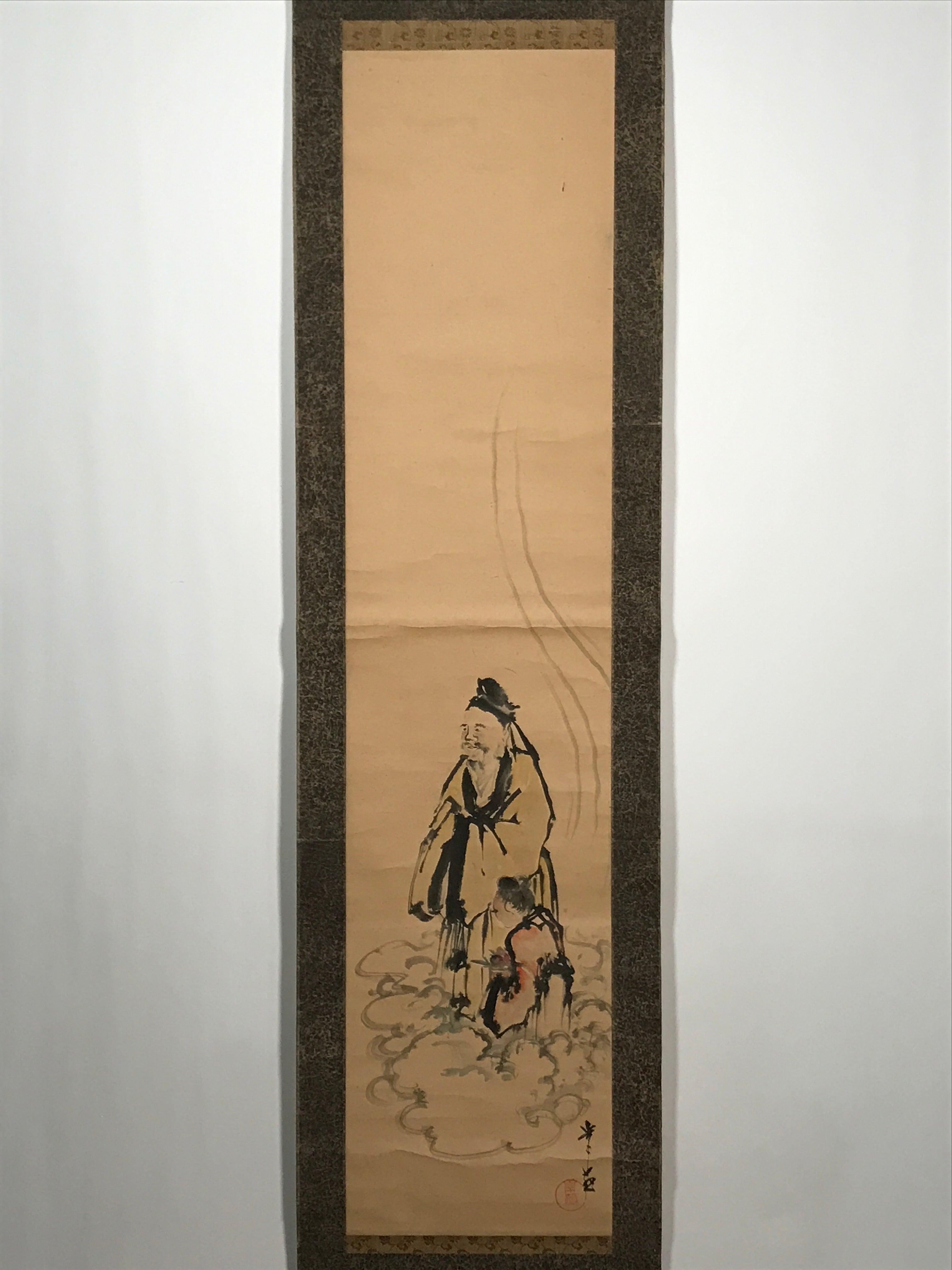 Japanese Hanging Scroll Vtg Old Man Standing Cloud Lady Kakejiku Chagake SC903