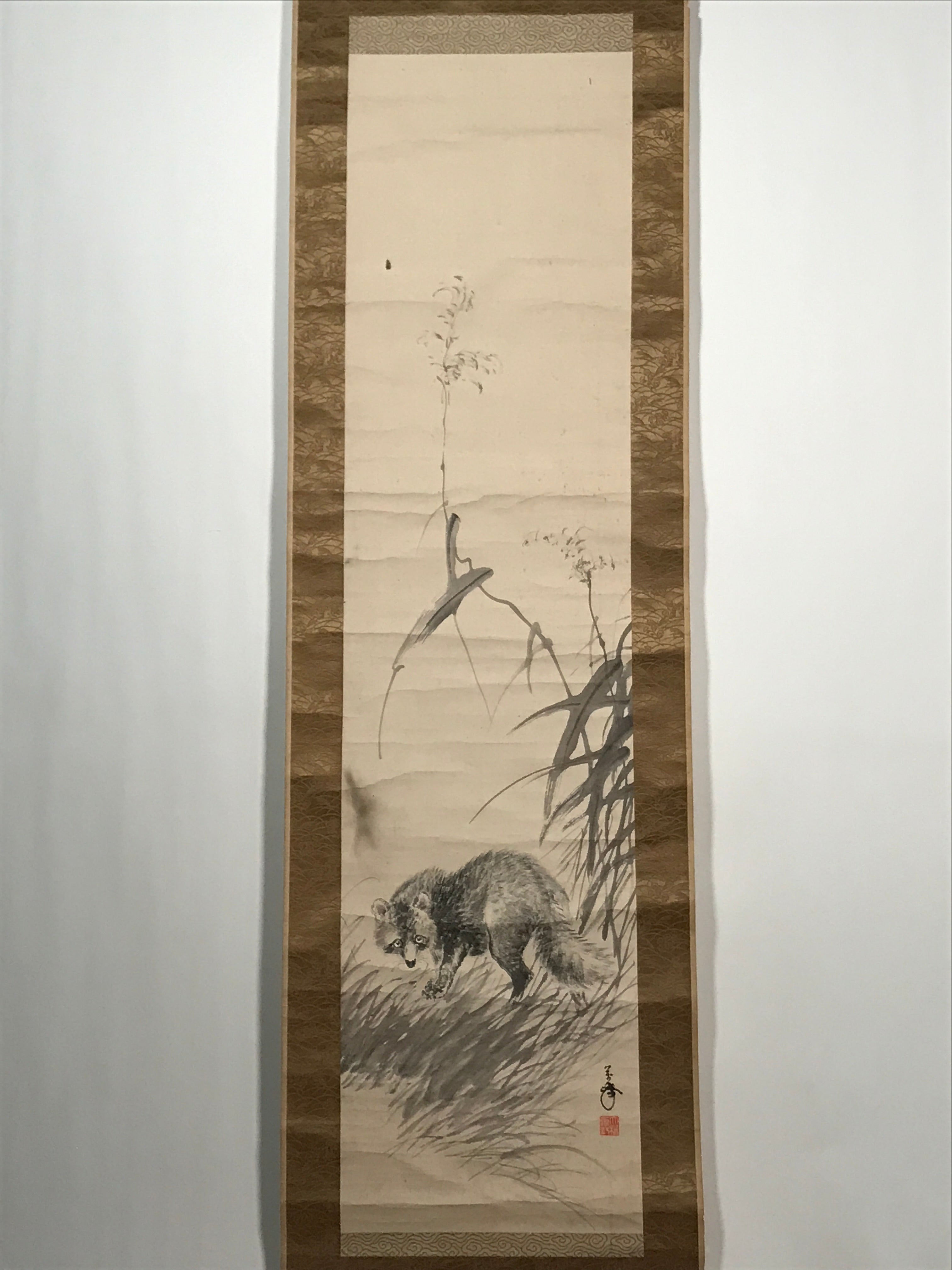 Japanese Hanging Scroll Vtg Raccoon Dog Herbs Black Kakejiku Chagake SC923
