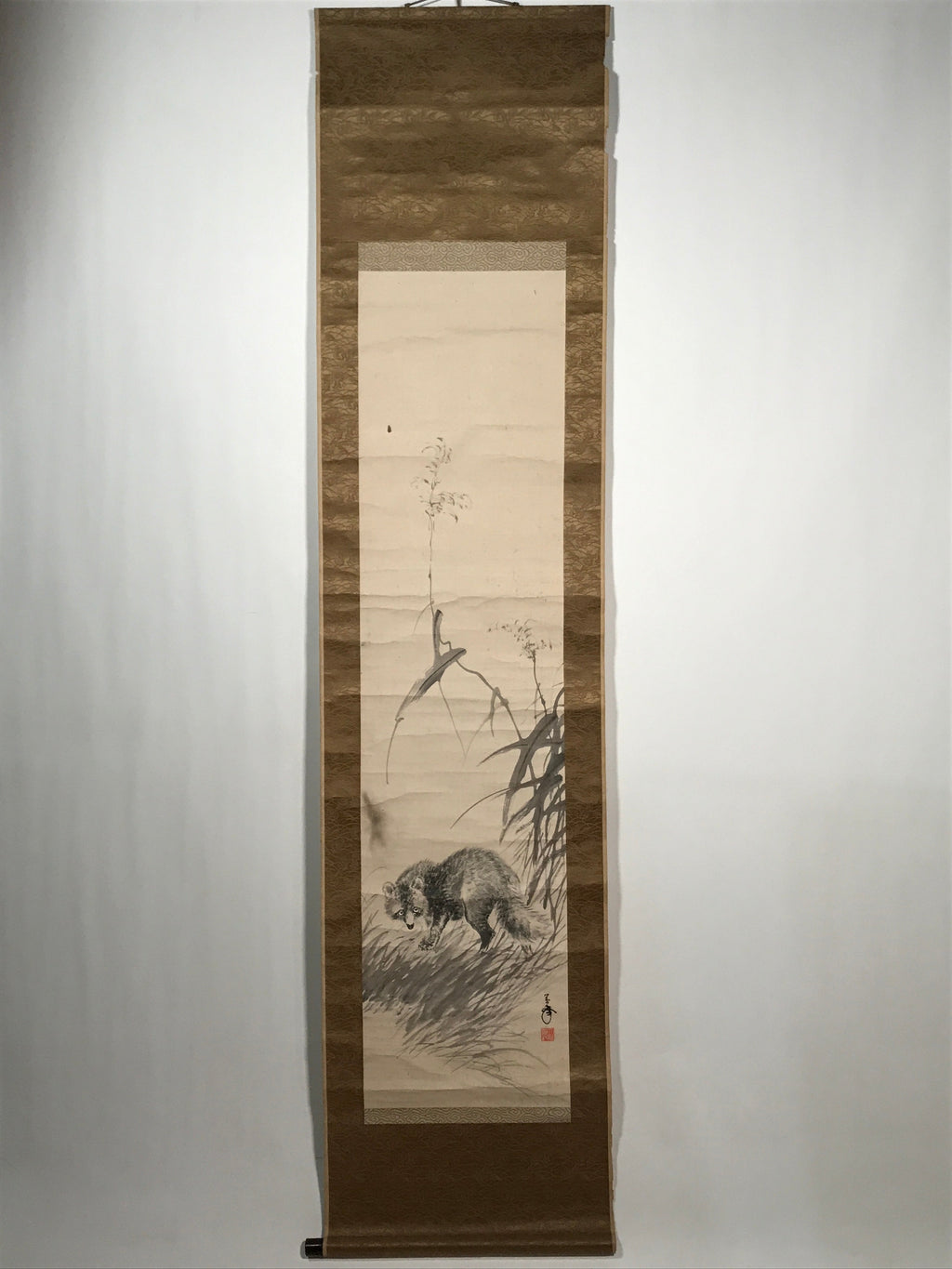 Japanese Hanging Scroll Vtg Raccoon Dog Herbs Black Kakejiku Chagake SC923
