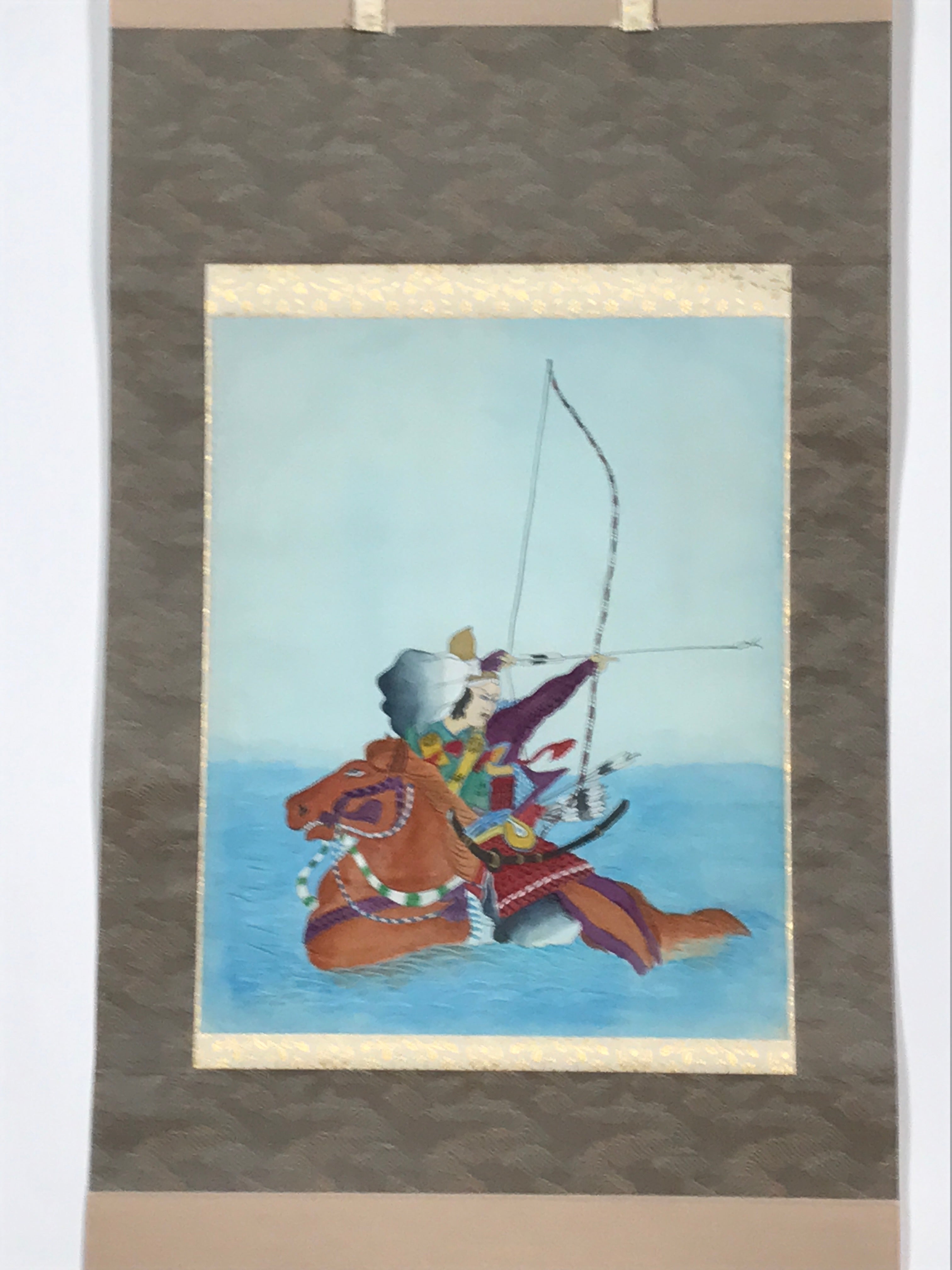 Japanese Hanging Scroll Vtg Samurai Bow Horse Sea Yabusame Color Kakejiku SC896