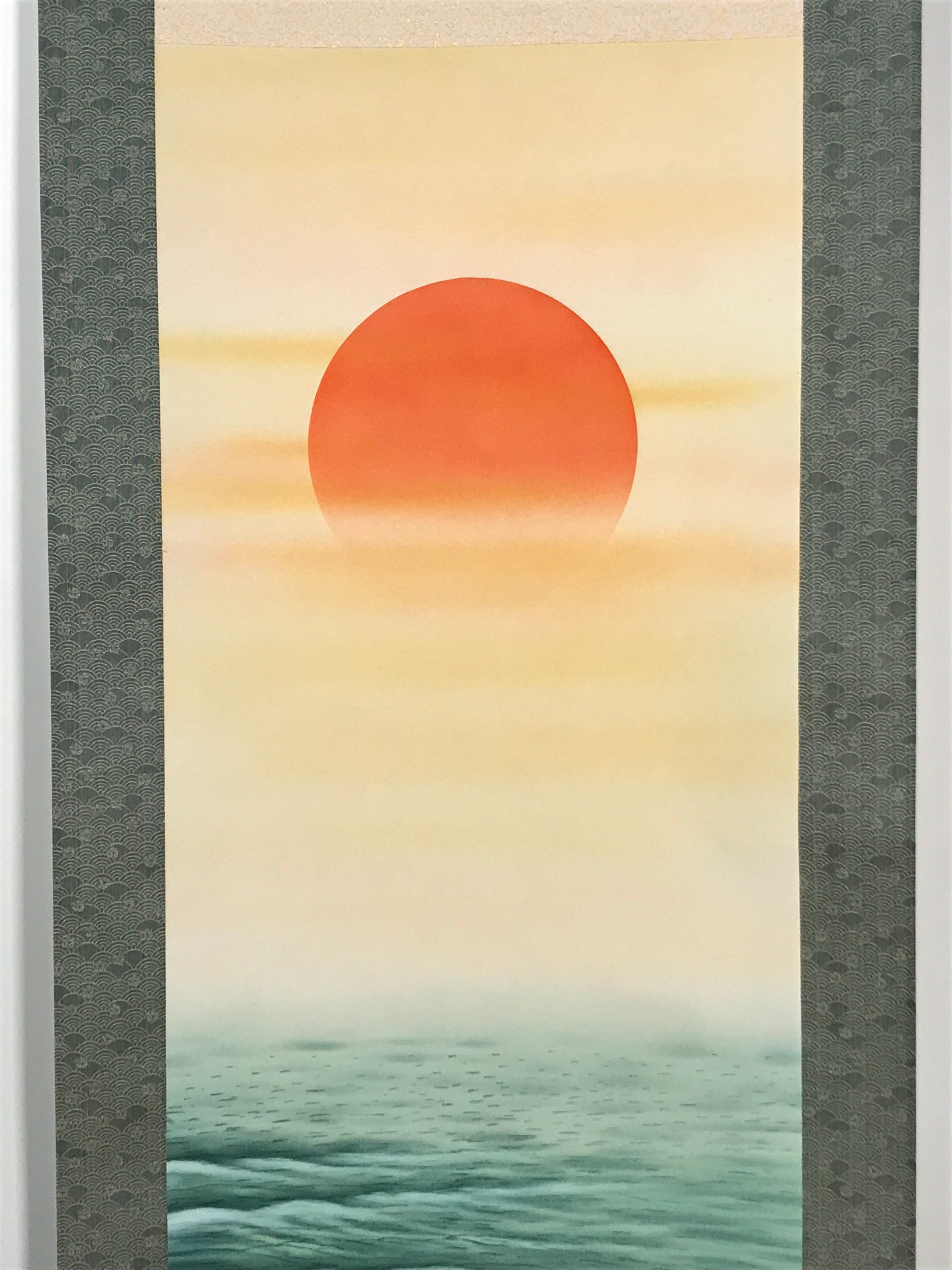 Japanese Hanging Scroll Vtg Sun Rising Calm Waves New Year Kakejiku SC901