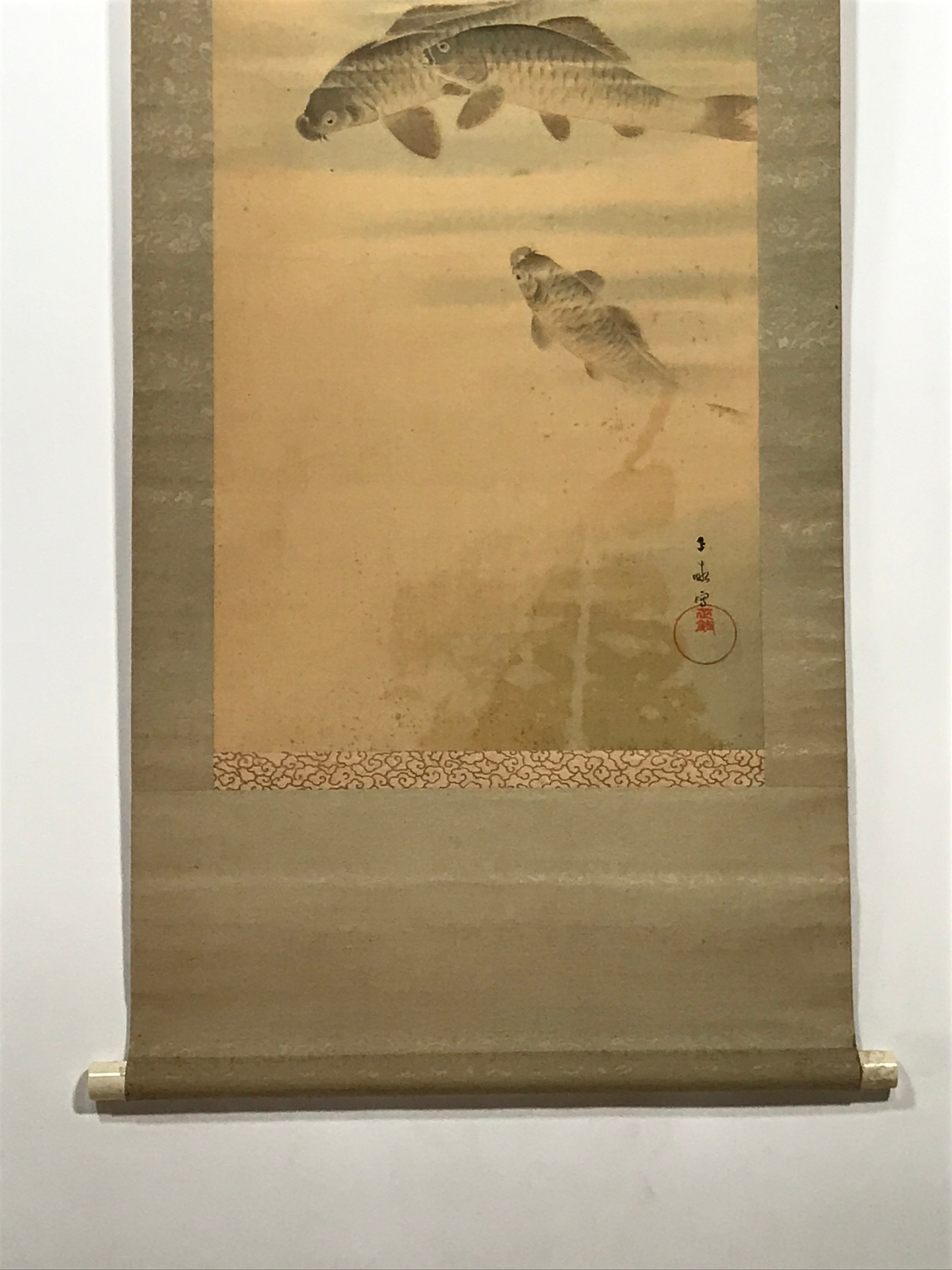 Japanese Hanging Scroll Vtg Three Swimming Carps Black Fish Kakejiku SC817