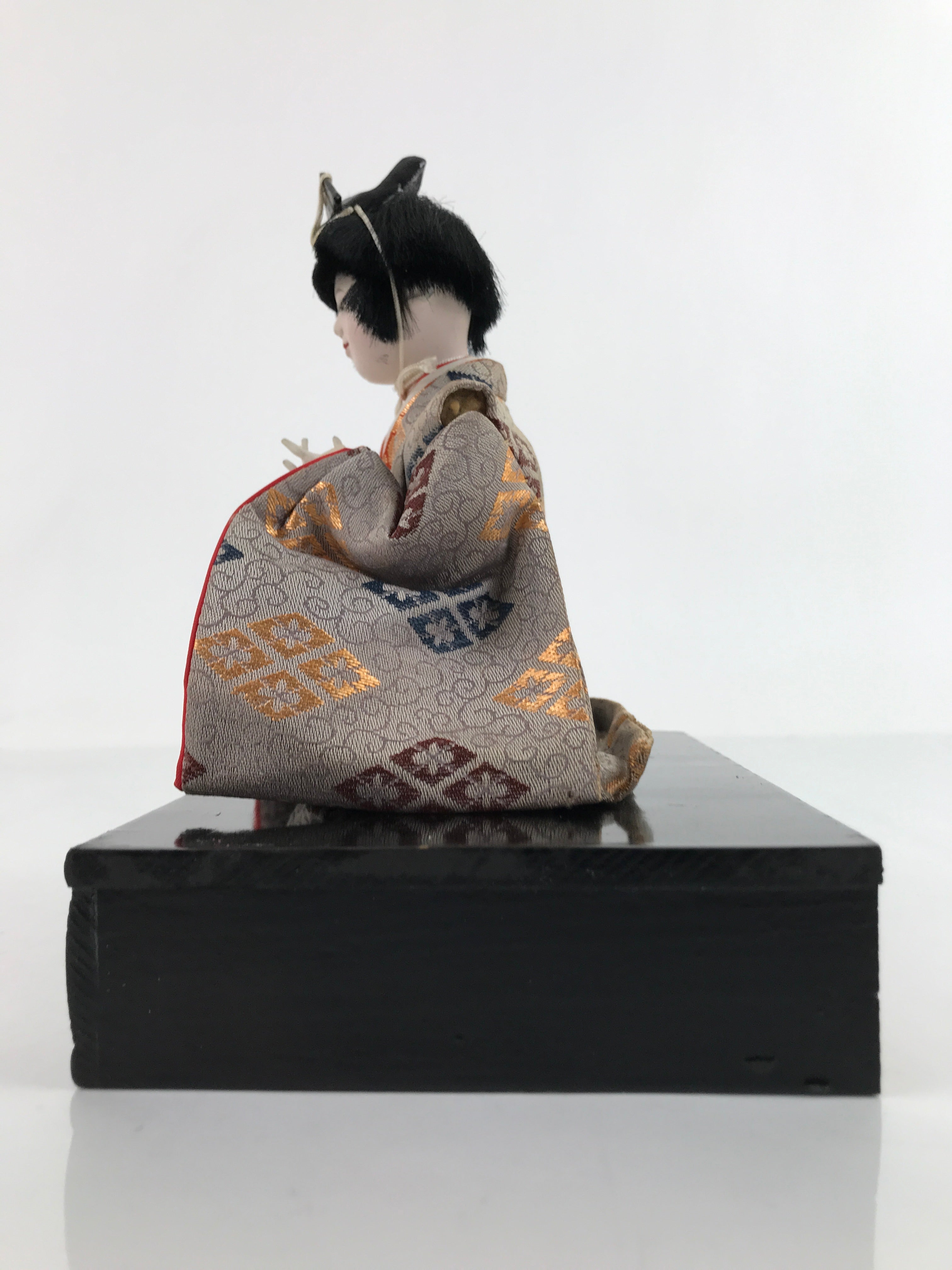 Japanese Hina Doll Girls Day Festival Musician Matsuri Wood Silk Kimono ID568
