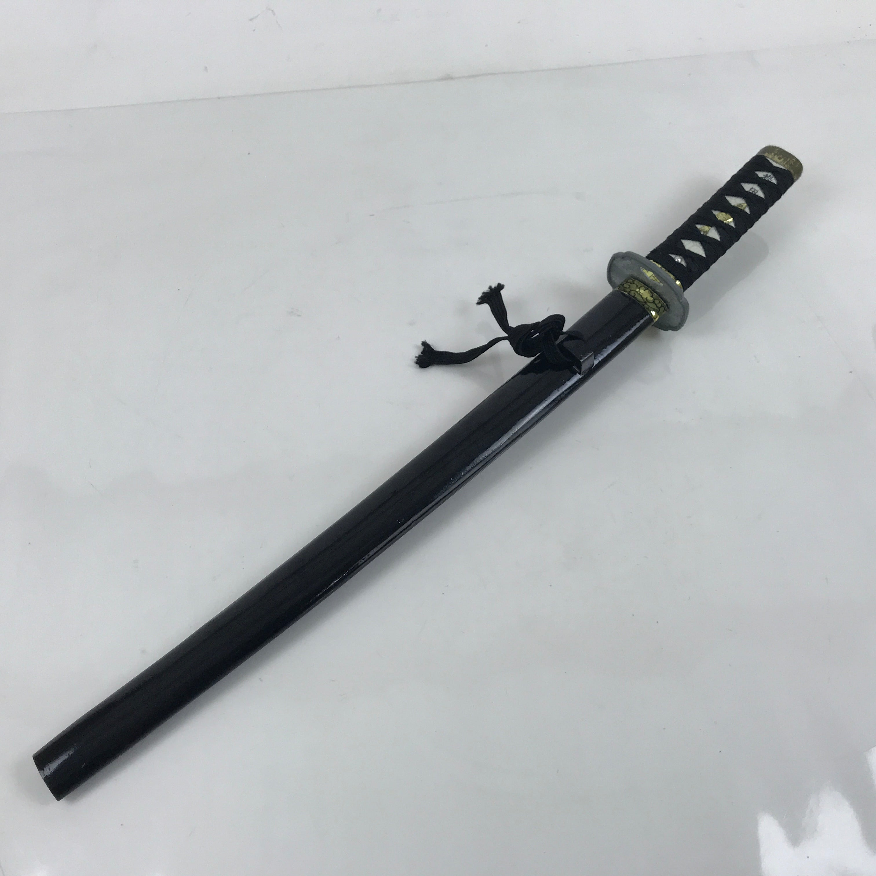 Japanese Imitation Metal Toy Sword Vtg Chisa Katana Wakizashi Black Gold JK780