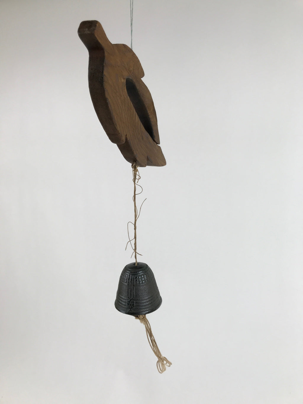Japanese Iron Furin Wind Chime Tetsurin Vtg Bell Wooden Feather Charm DR528
