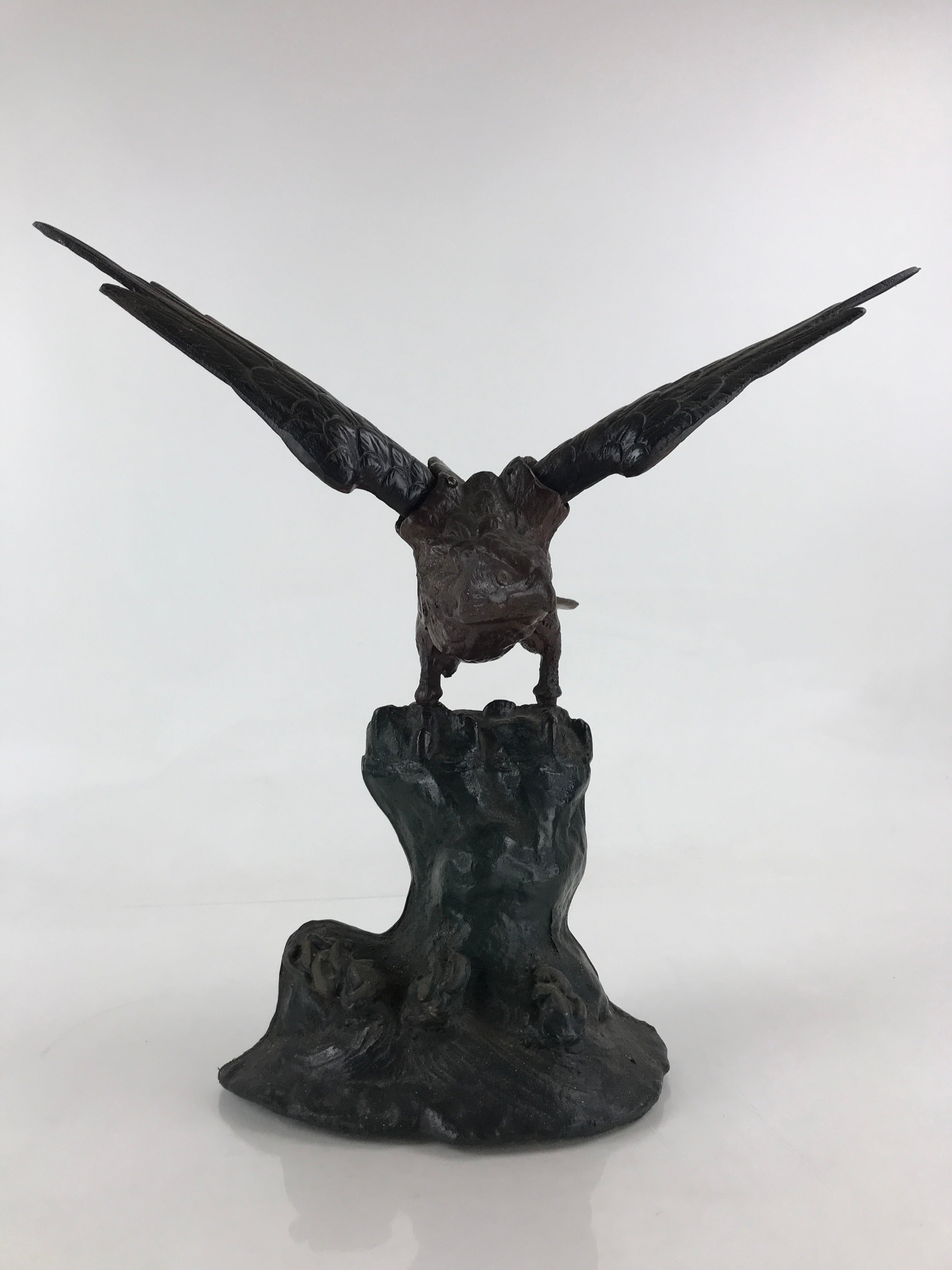 Japanese Iron Hawk Statue Vtg Good Fortune Happiness Auspicious Sculpture BD914