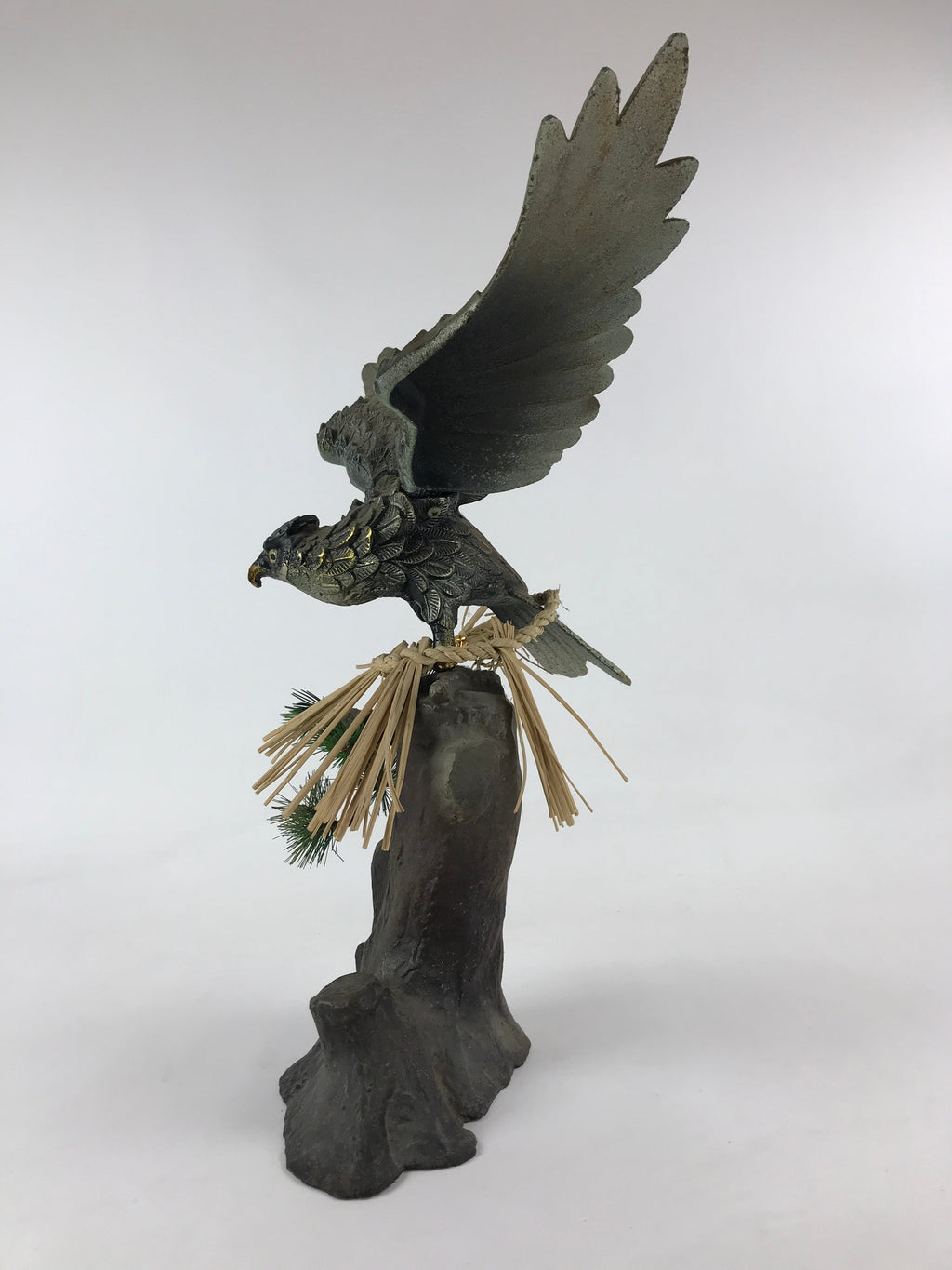 Japanese Iron Hawk Stature Vtg Good Fortune Happiness Auspicious Figurine BD893