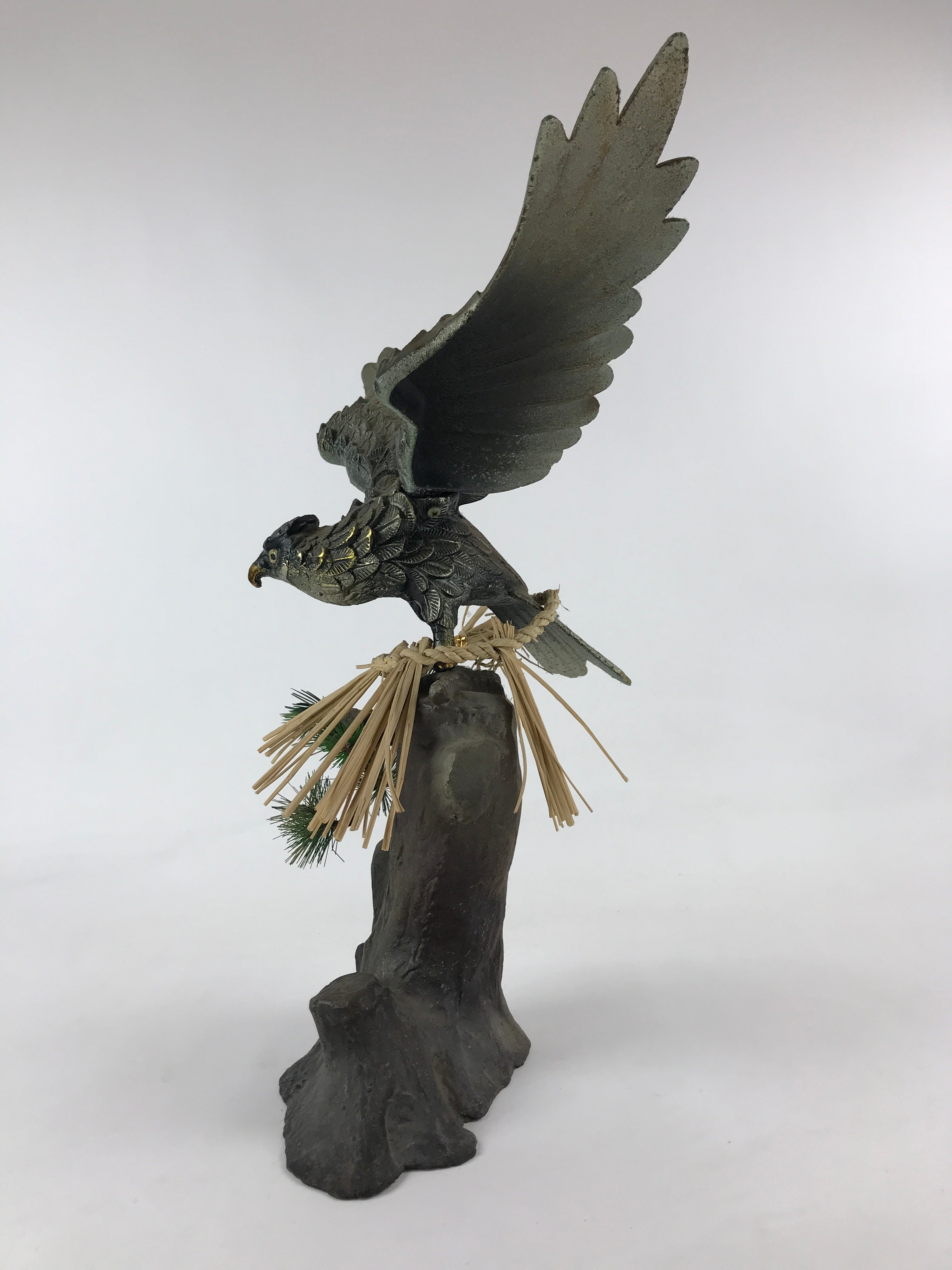 Japanese Iron Hawk Stature Vtg Good Fortune Happiness Auspicious Figurine BD893