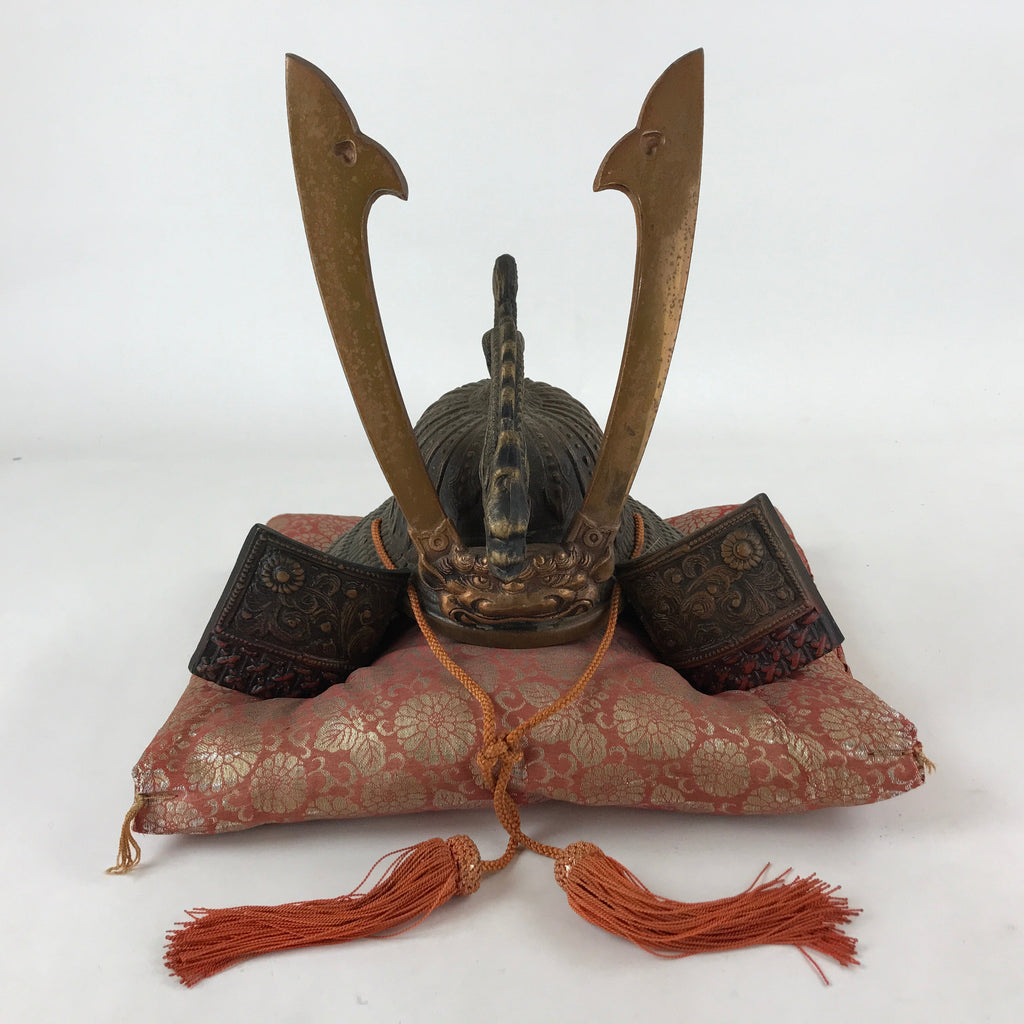Japanese Iron Kabuto Samurai Helmet Display Vtg Yoshitsune Style Okimono ID548