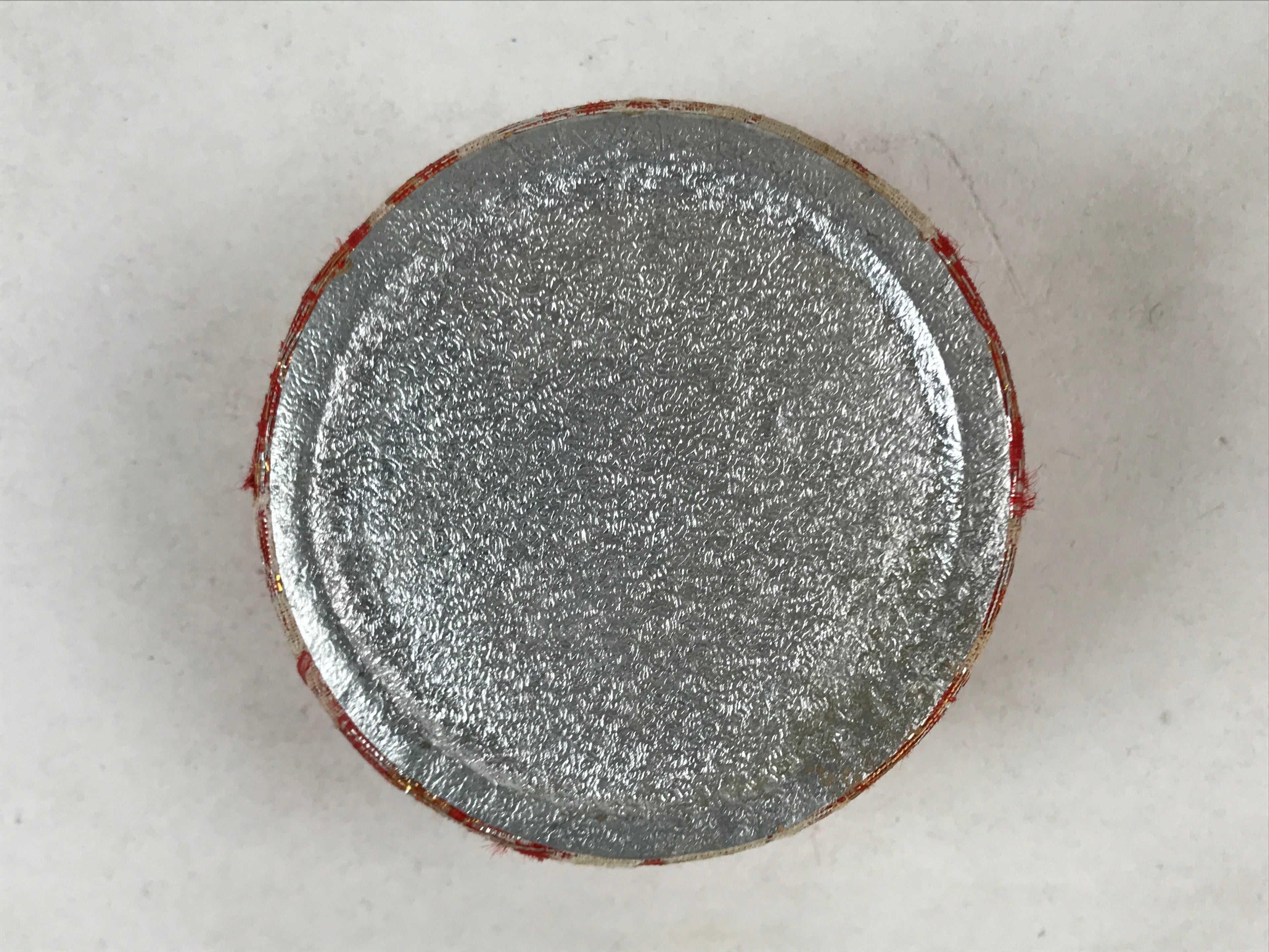 Japanese Kimono Fabric Trinket Box Vtg Round Padded Lid Komono Ire Red JK665