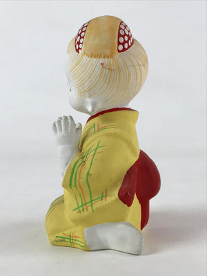 Japanese Kimono Girl Clapping Hands Figurine Vtg Painted Ceramic Yellow BD938