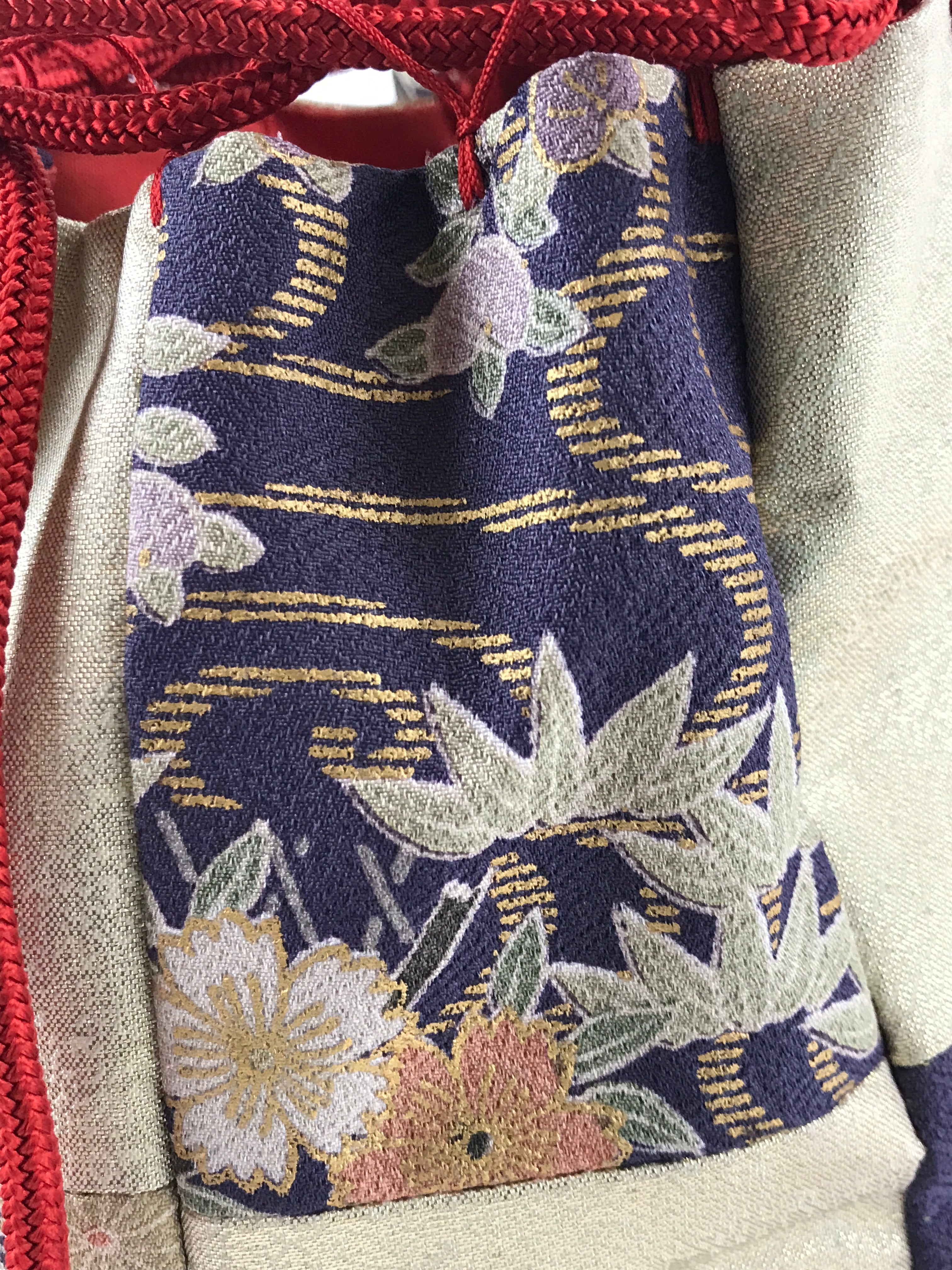 6609352: JAPANESE KIMONO / VINTAGE DRAWSTRING BAG / WOVEN FLOWER & ROUGH  WAVE