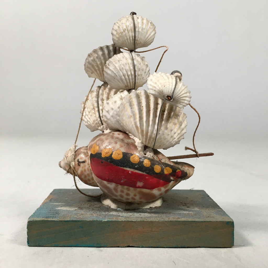 Japanese Kokeshi Doll Vtg Figurine Conch Shell Sail Boat Ship Yacht KF359