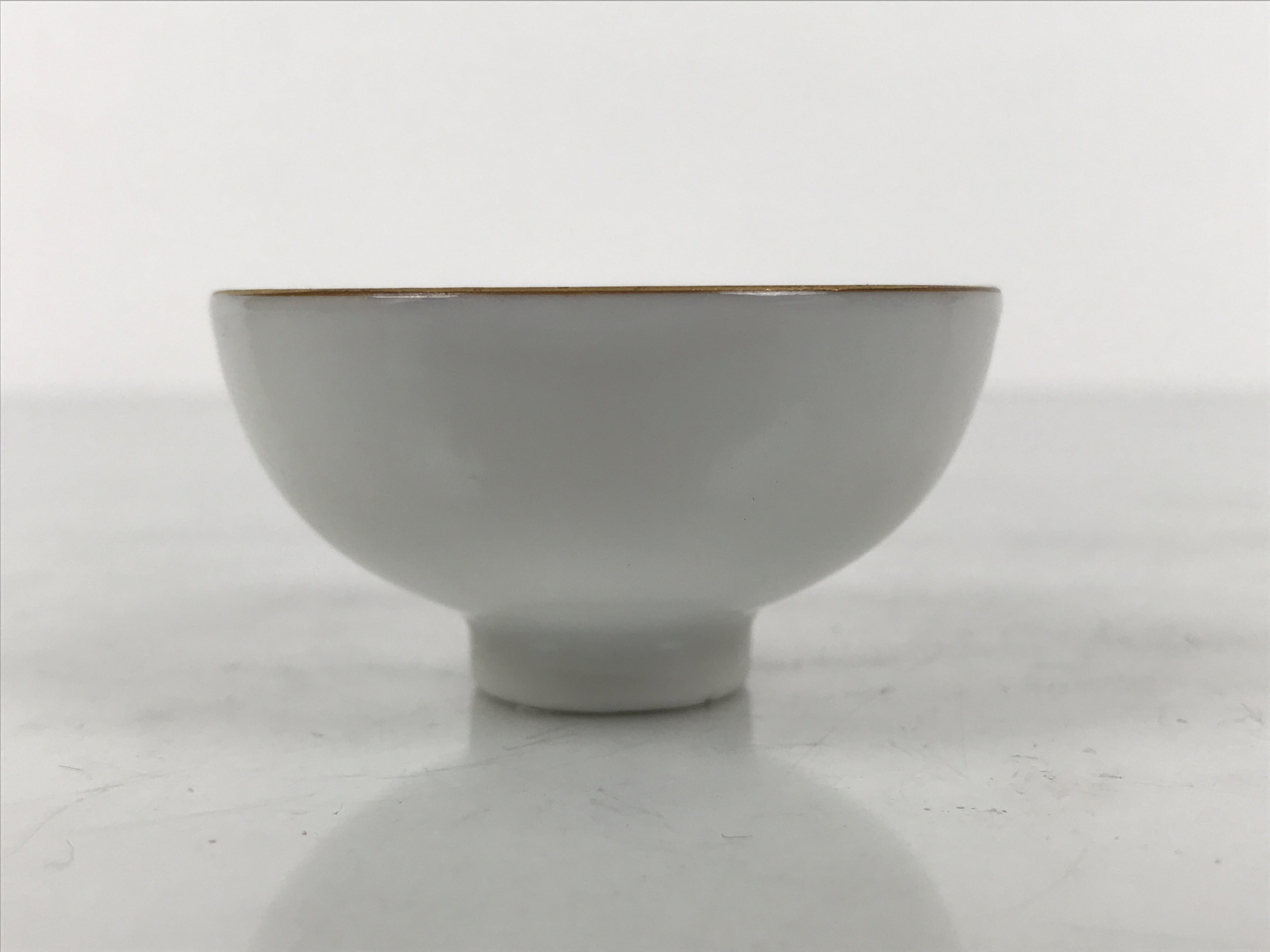 Japanese Kutani Imari Porcelain Sake Cup Vtg Tsubomi Ochoko Court Carriage G321