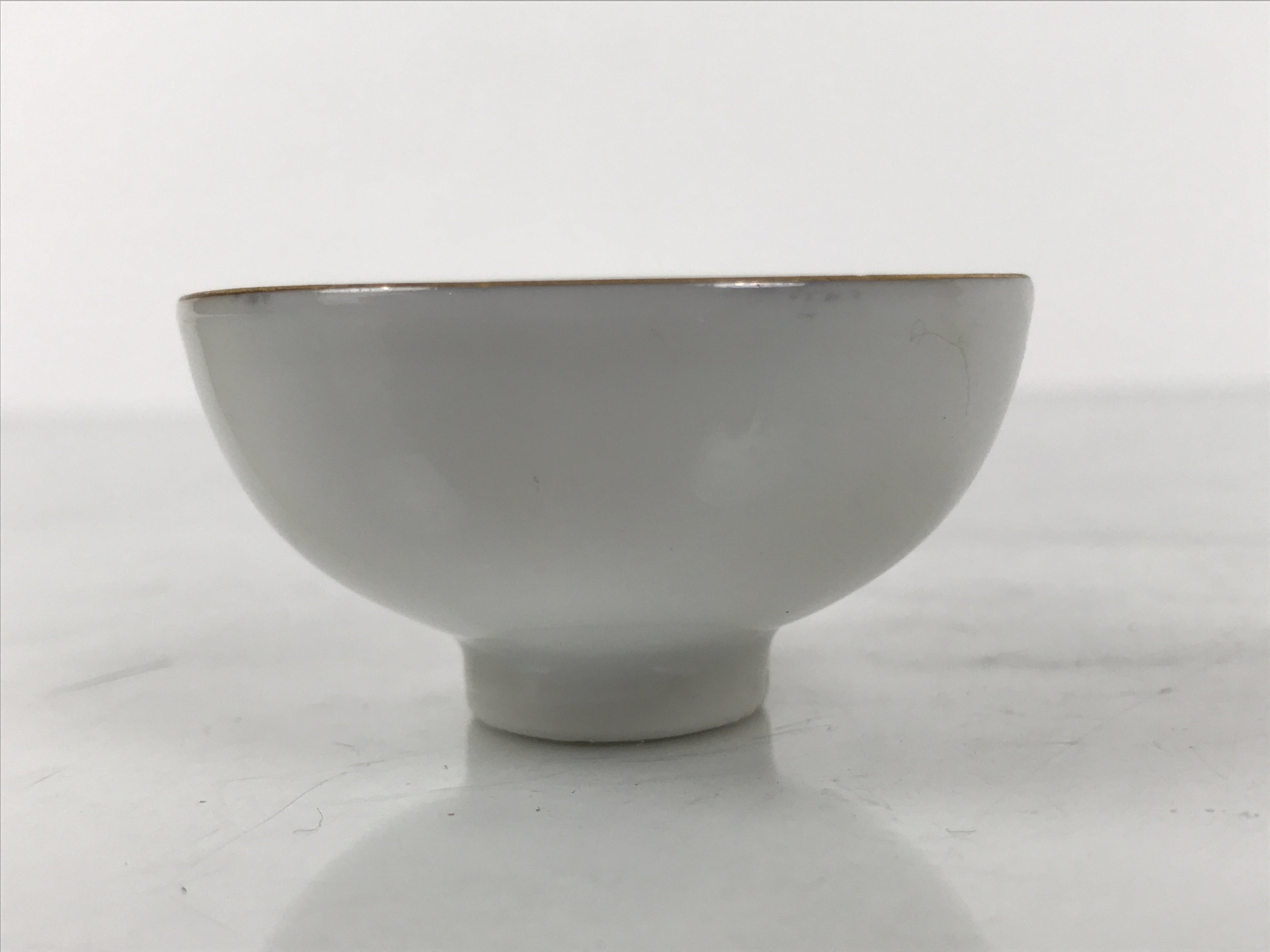 Japanese Kutani Imari Porcelain Sake Cup Vtg Tsubomi Ochoko Court Carriage G321