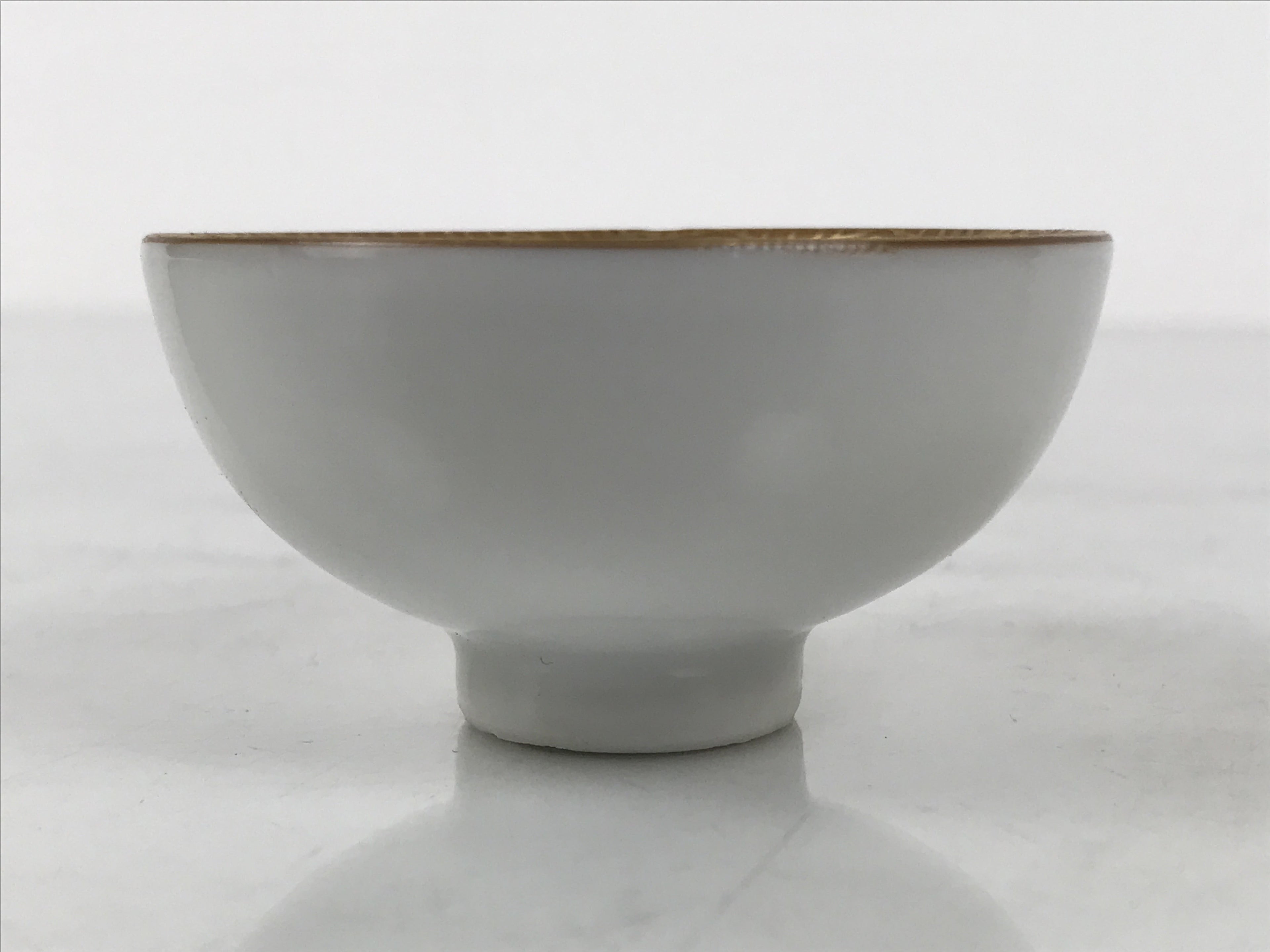 Japanese Kutani Imari Porcelain Sake Cup Vtg Tsubomi Ochoko Court Carriage G323