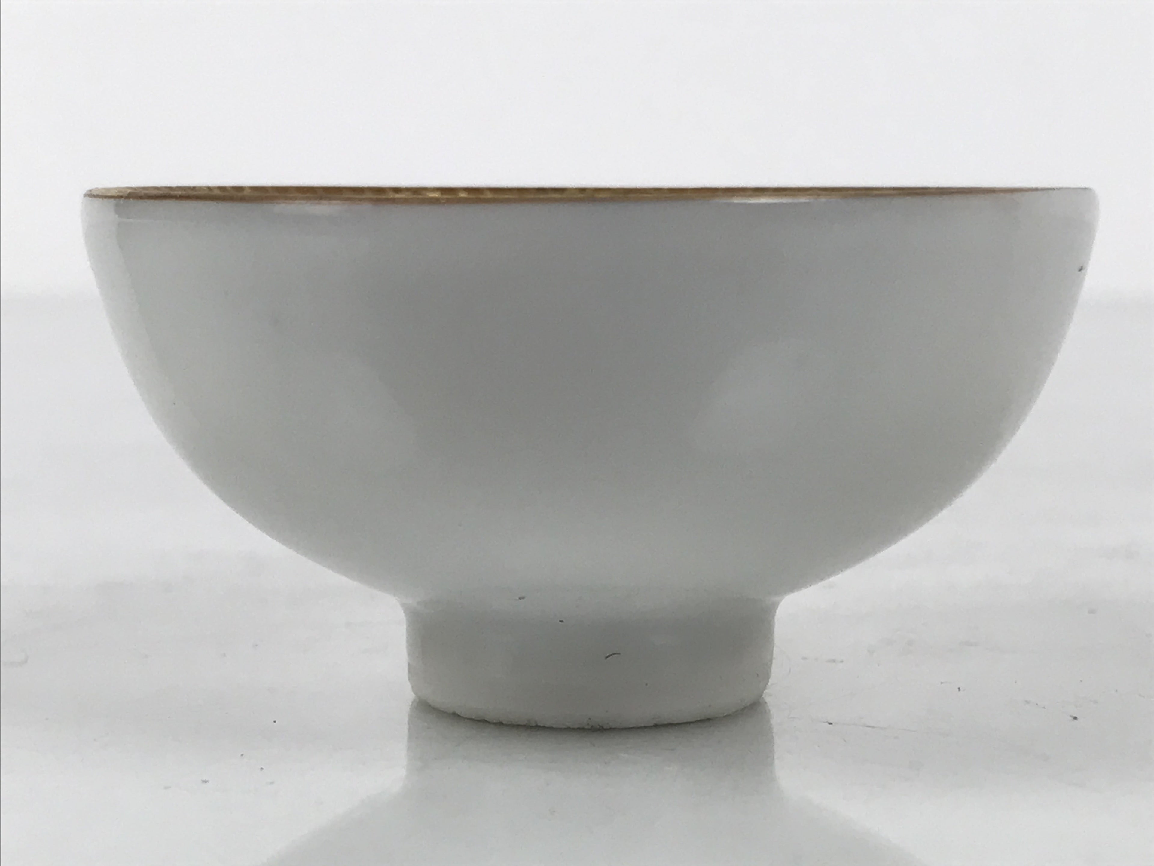 Japanese Kutani Imari Porcelain Sake Cup Vtg Tsubomi Ochoko Court Carriage G325