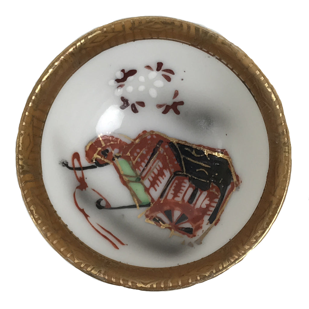 Japanese Kutani Imari Porcelain Sake Cup Vtg Tsubomi Ochoko Court Carriage G325