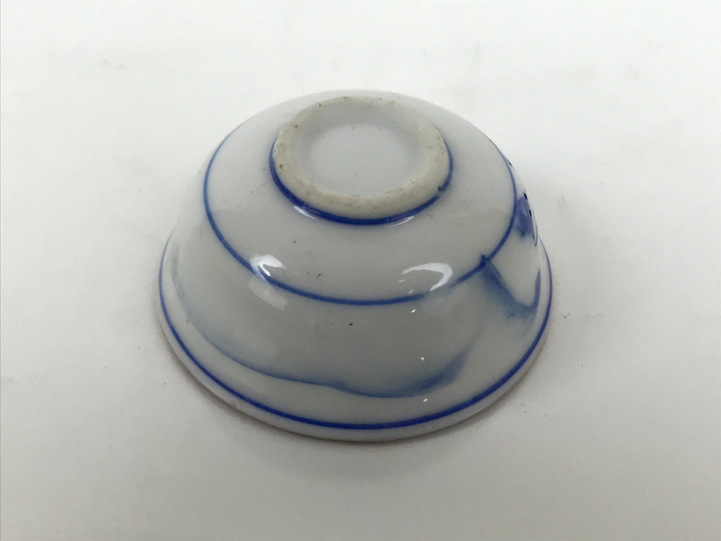 Japanese Kutani Imari Porcelain Sake Cup Vtg Tsubomi Ochoko Mountain Temple G344