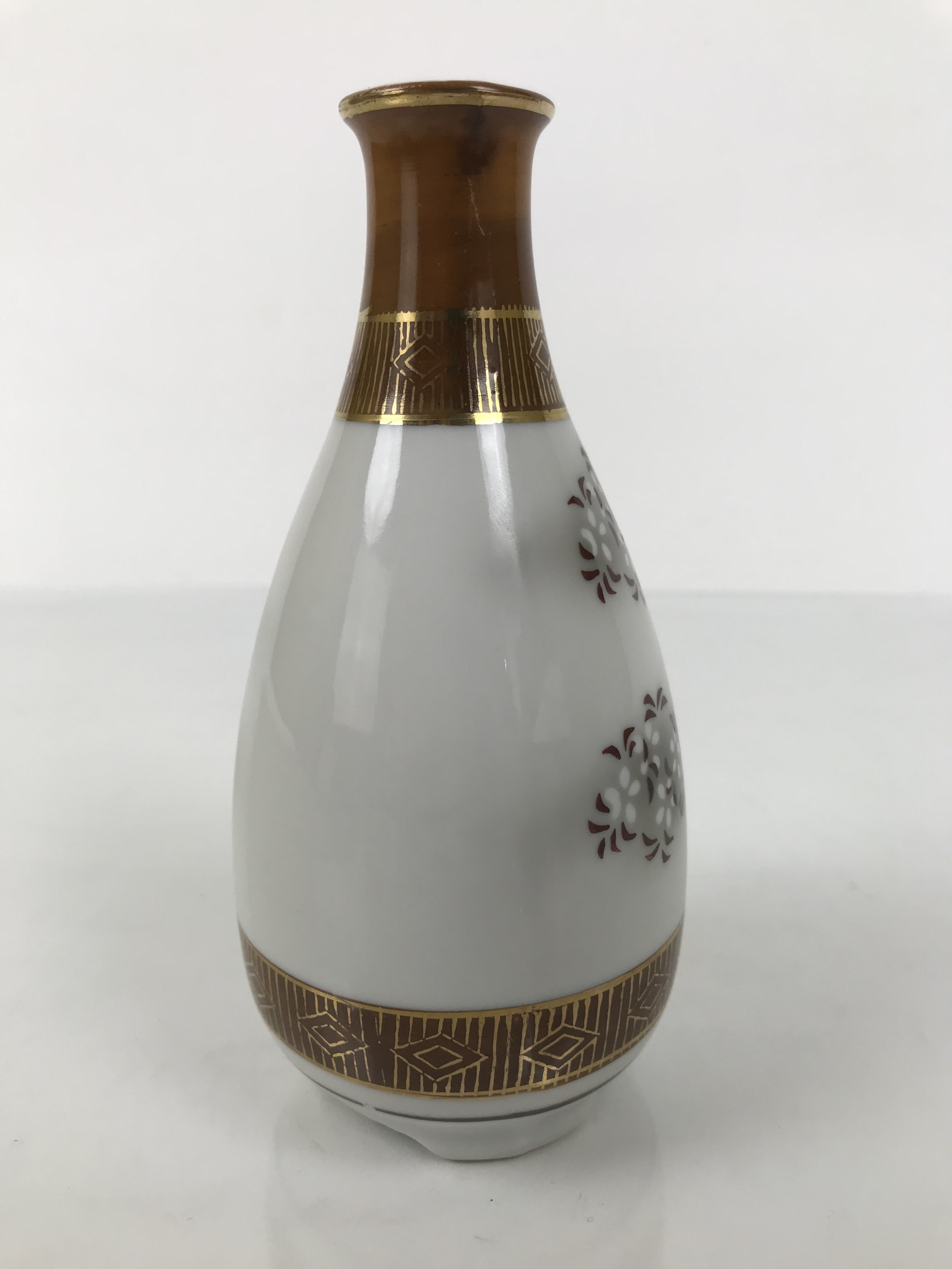 Japanese Kutani Porcelain Sake Bottle Tokkuri White Gold Court Carriage TS894