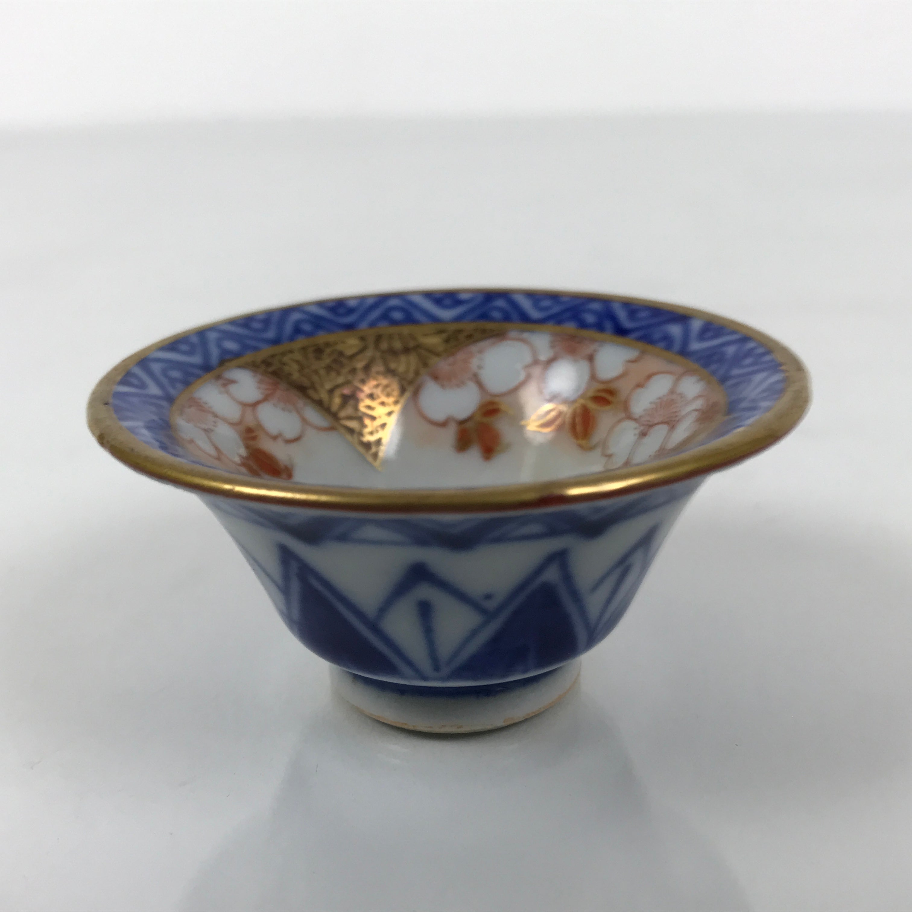 Japanese Kutani Porcelain Sake Cup Vtg Rappa Ochoko Cherry Blossom Temple G302