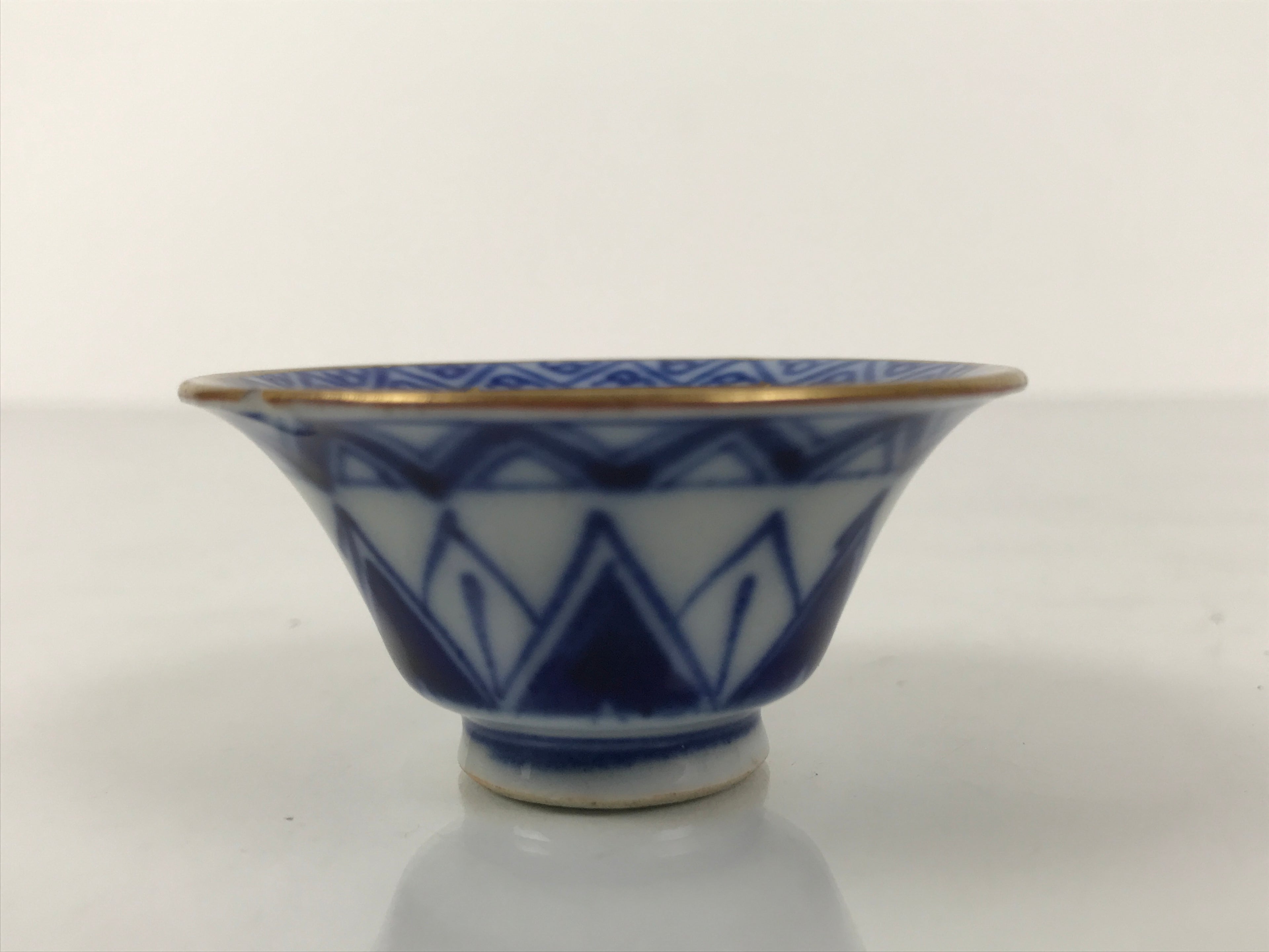 Japanese Kutani Porcelain Sake Cup Vtg Rappa Ochoko Cherry Blossom Temple G302