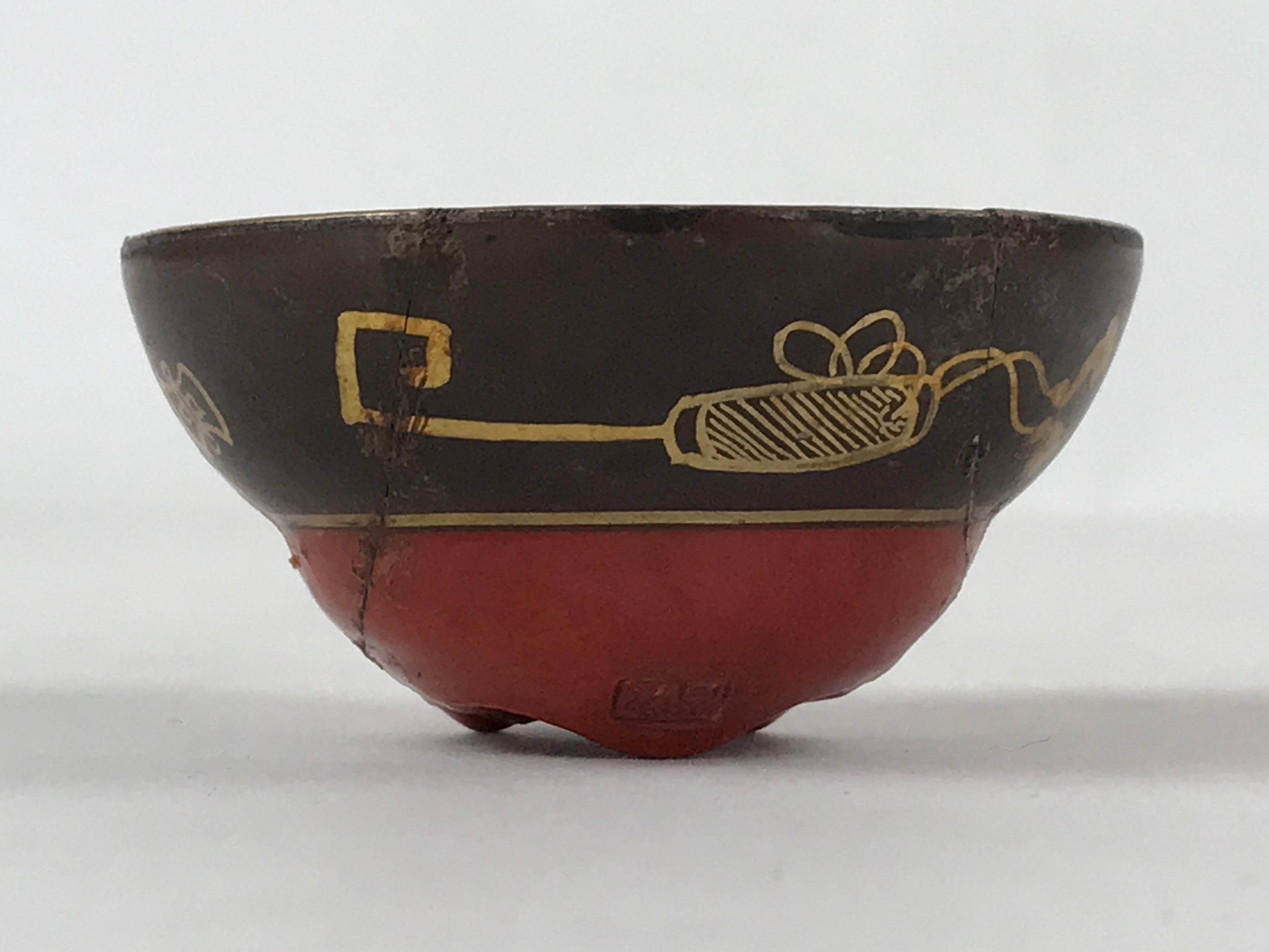 Japanese Kutani Porcelain Sake Cup Vtg Red Face Bottom Green Gold Character G113