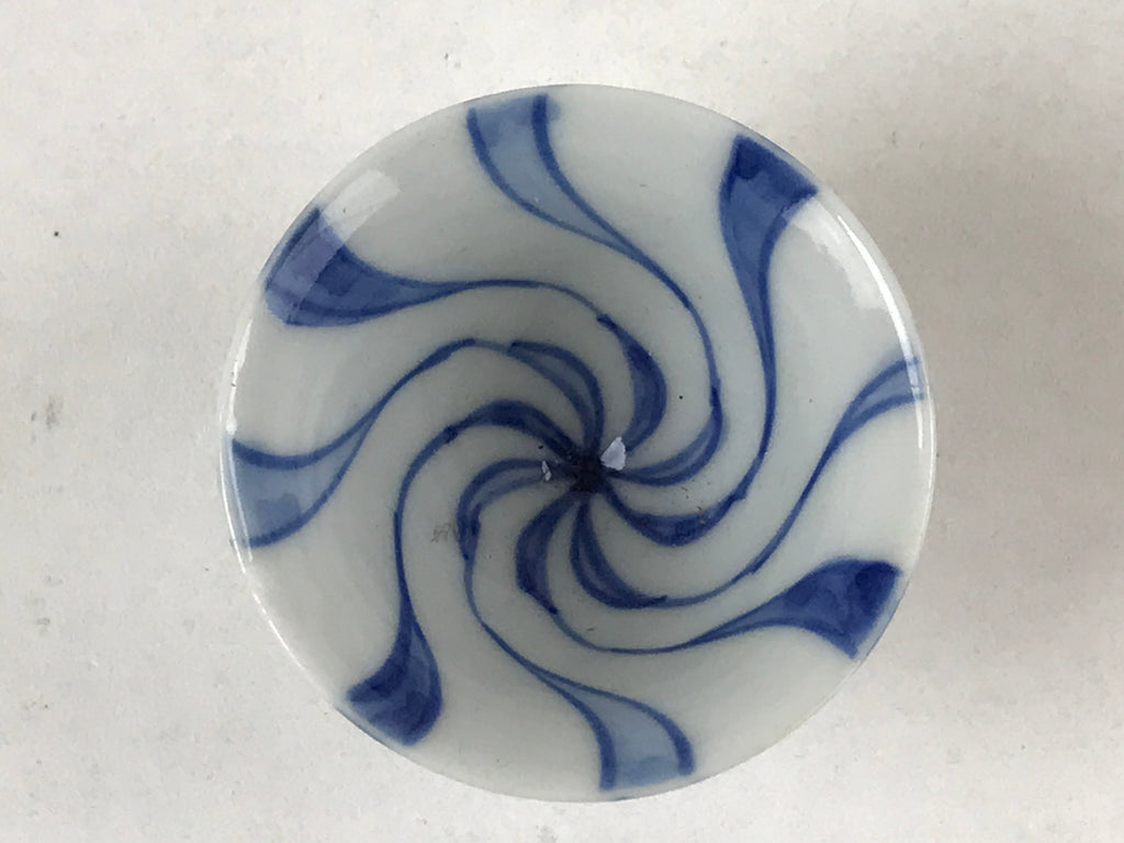 Japanese Kutani Ware Porcelain Sake Cup Vtg Rappa Ochoko Sometsuke Swirl G109