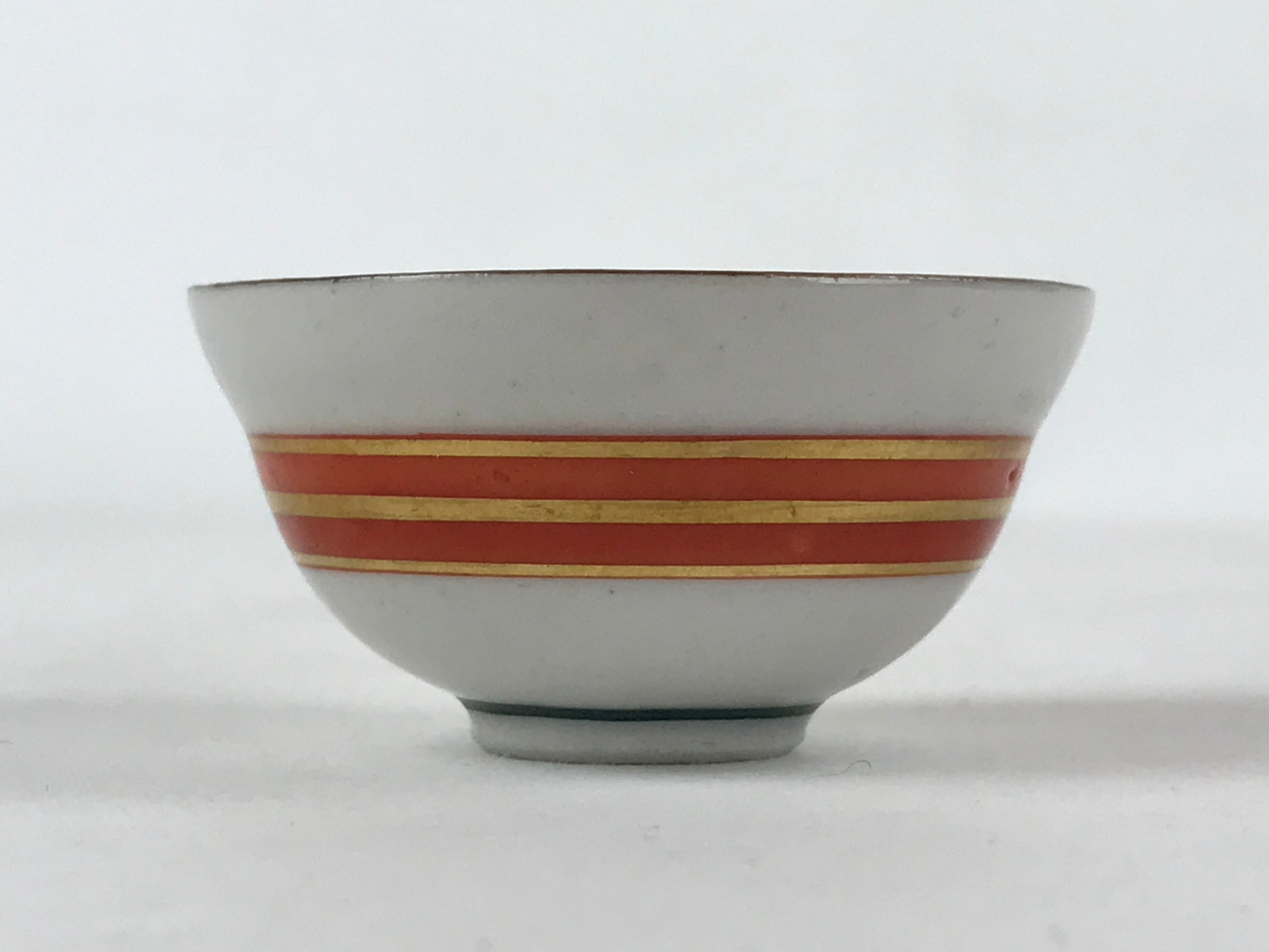 Japanese Kutani Ware Porcelain Sake Cup Vtg Tsubomi Ochoko Gold Flowers G110