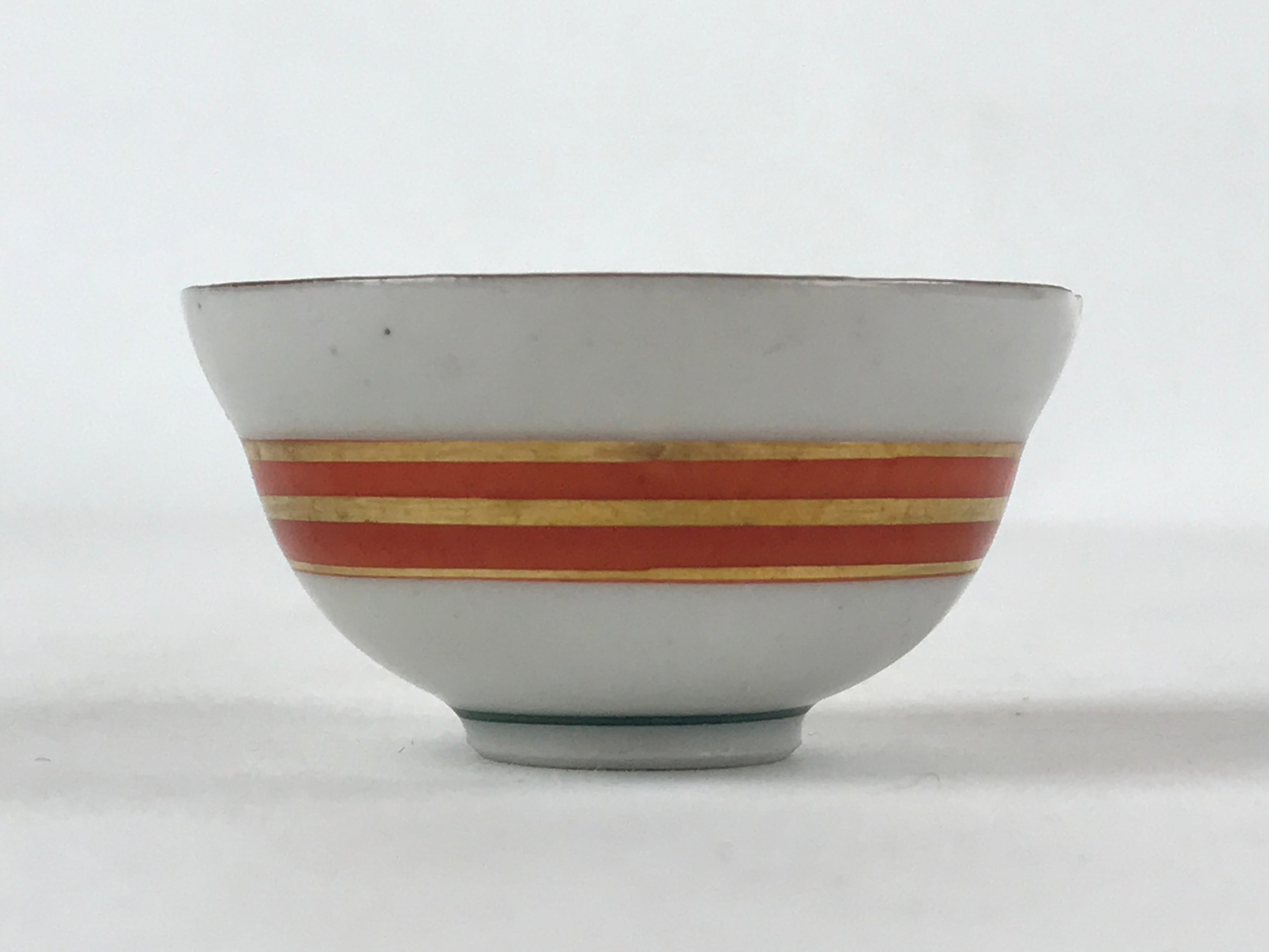 Japanese Kutani Ware Porcelain Sake Cup Vtg Tsubomi Ochoko Gold Flowers G110