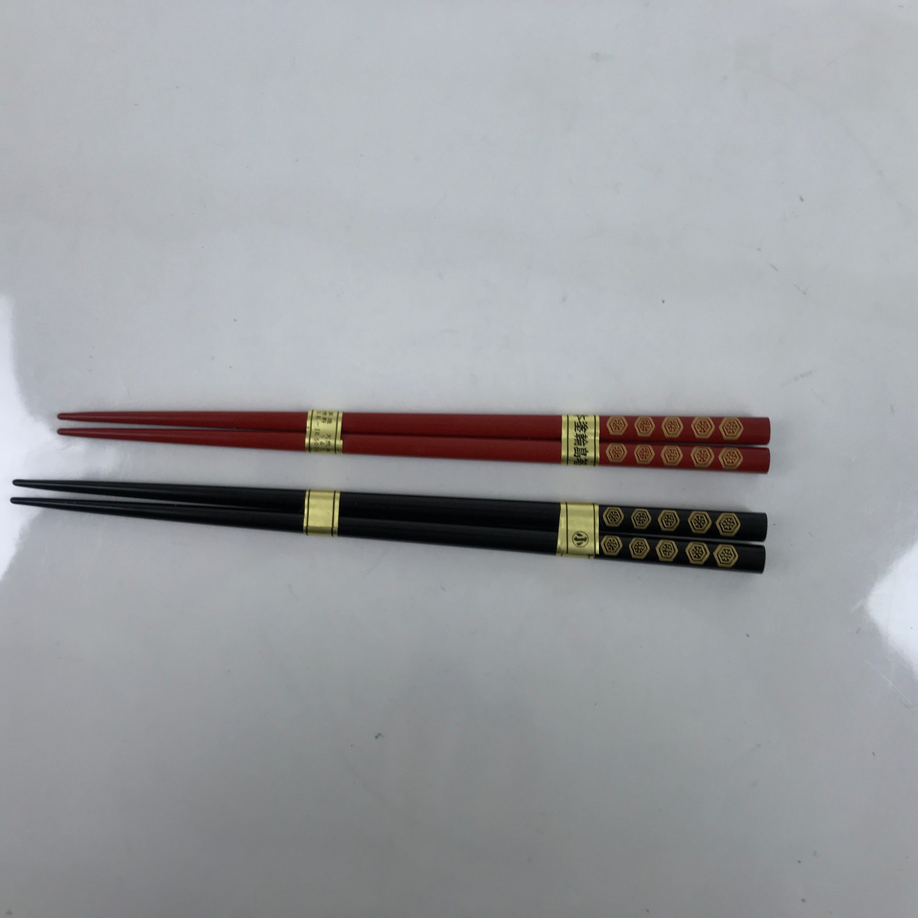 Japanese Lacquered Wooden Chopstick Pair Set Vtg Wajima Red Black LWB103