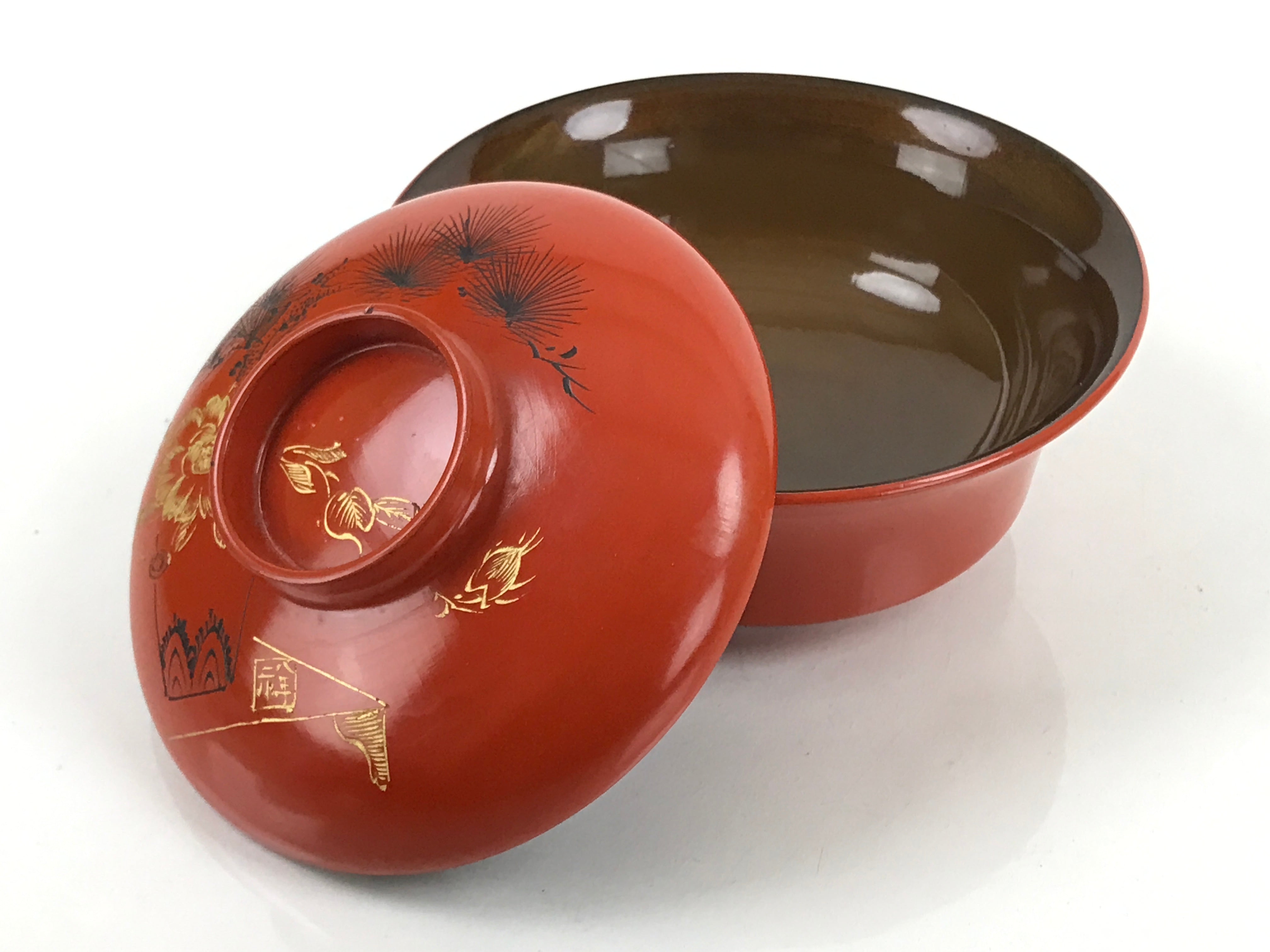 Japanese Lacquered Wooden Lidded Bowl Nimonowan Vtg Gold Carving Red Brown LB119