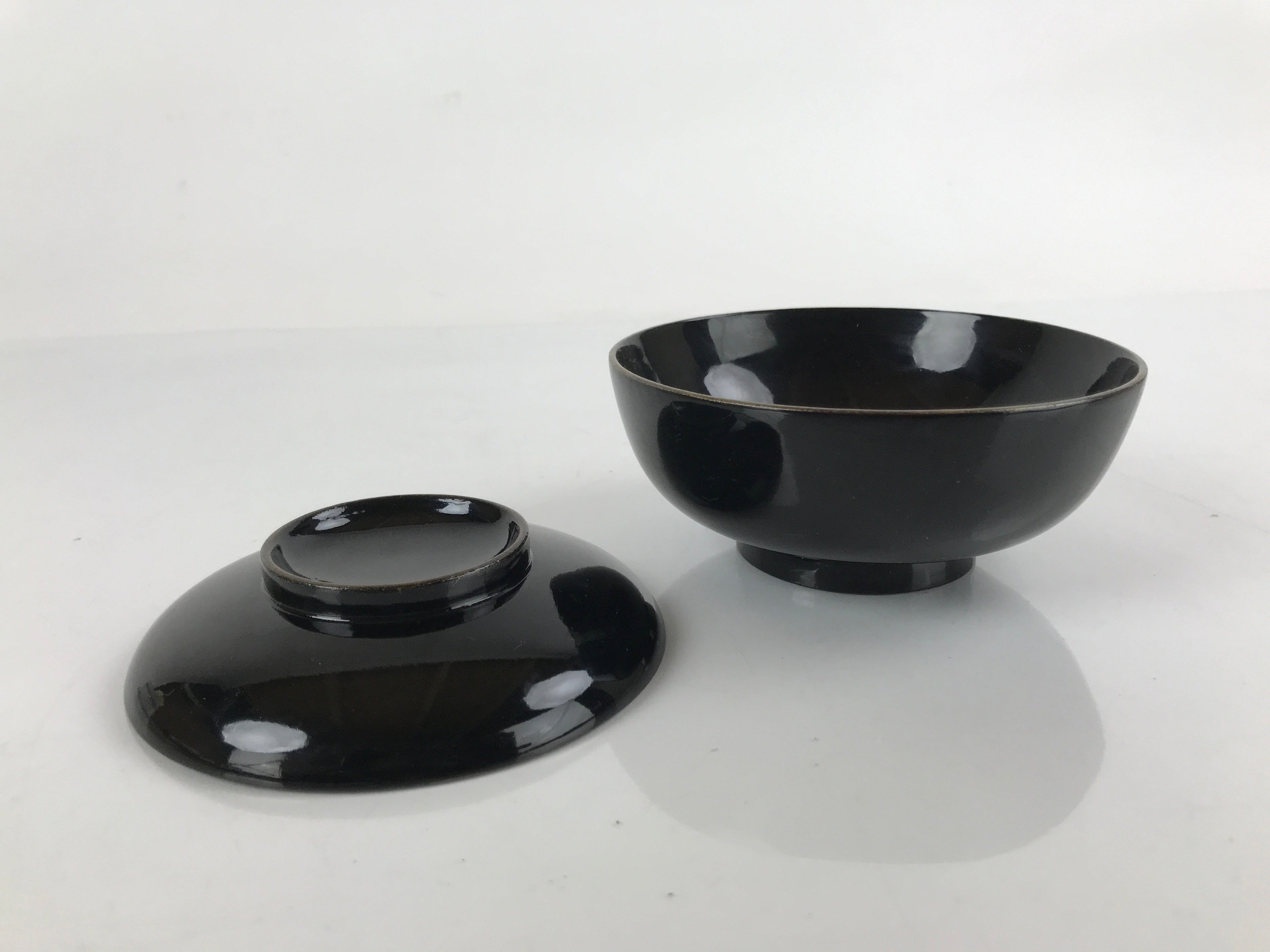 Japanese Lacquered Wooden Lidded Bowl Nimonowan Vtg Simple Black Gold LB116